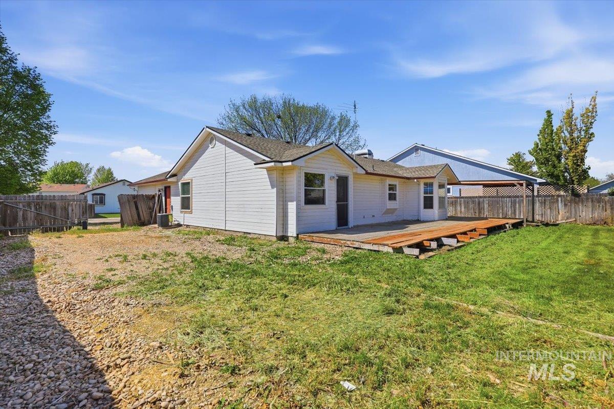 730 W Sunwood Ct, Kuna, Idaho 83634-2345, 3 Bedrooms, 2 Bathrooms, Residential For Sale, Price $365,000, 98984857