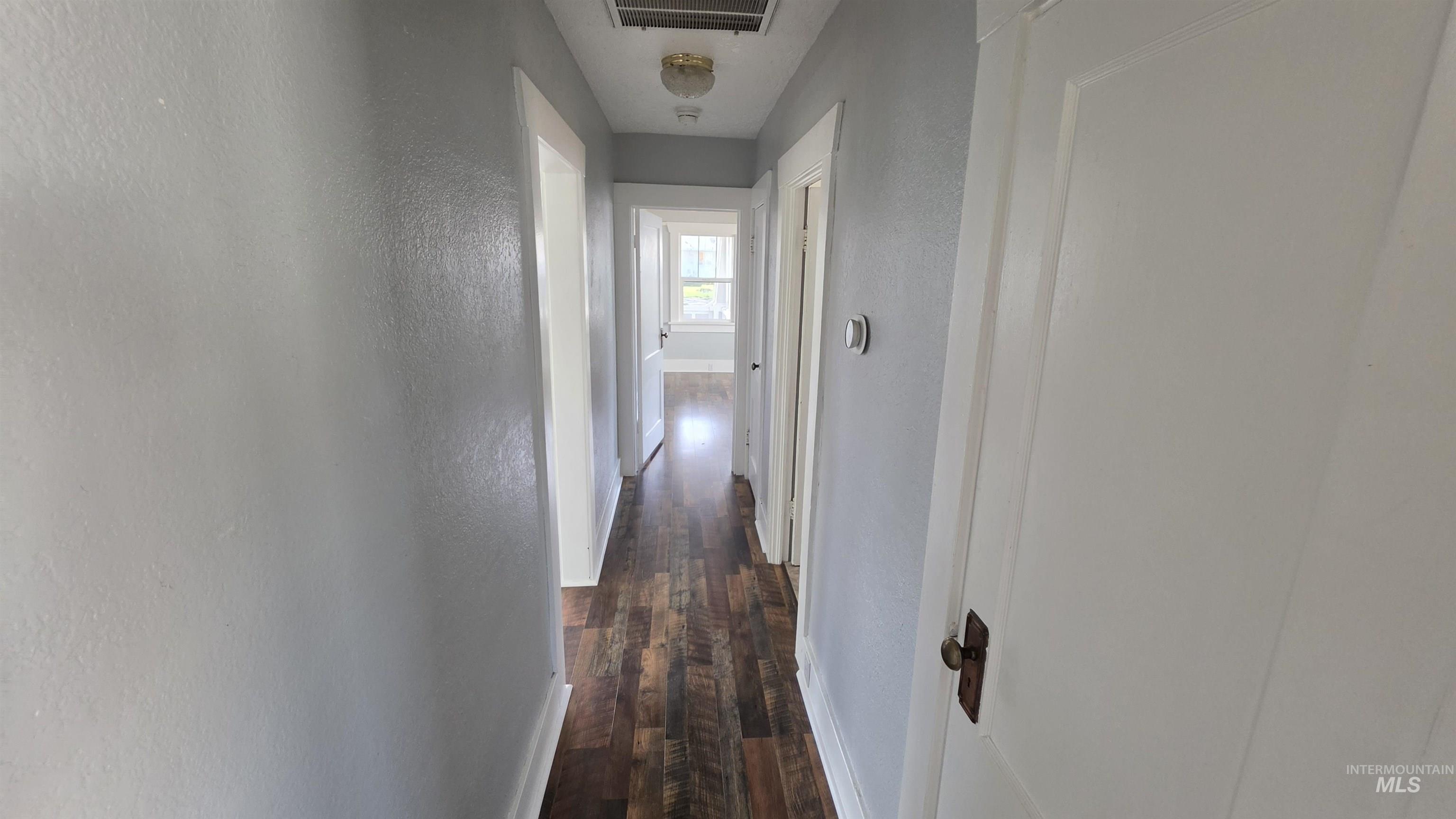 613 8TH ST. S., Nampa, Idaho 83651, 2 Bedrooms, 1 Bathroom, Residential For Sale, Price $325,900,MLS 98984859
