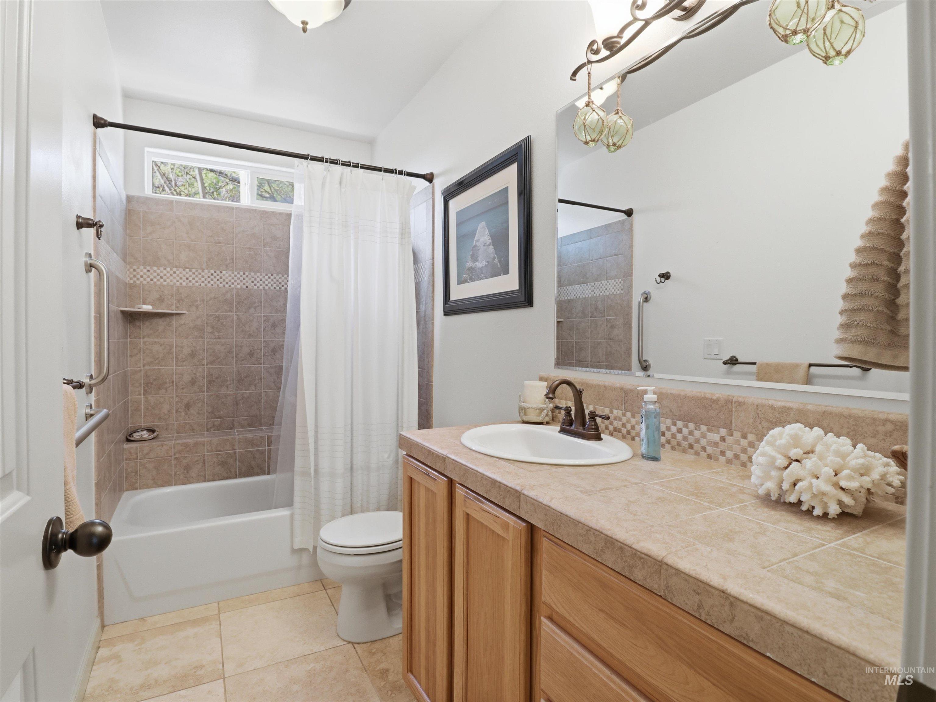 7967 S Rafael Way, Boise, Idaho 83709, 6 Bedrooms, 3 Bathrooms, Residential For Sale, Price $829,900,MLS 98984861