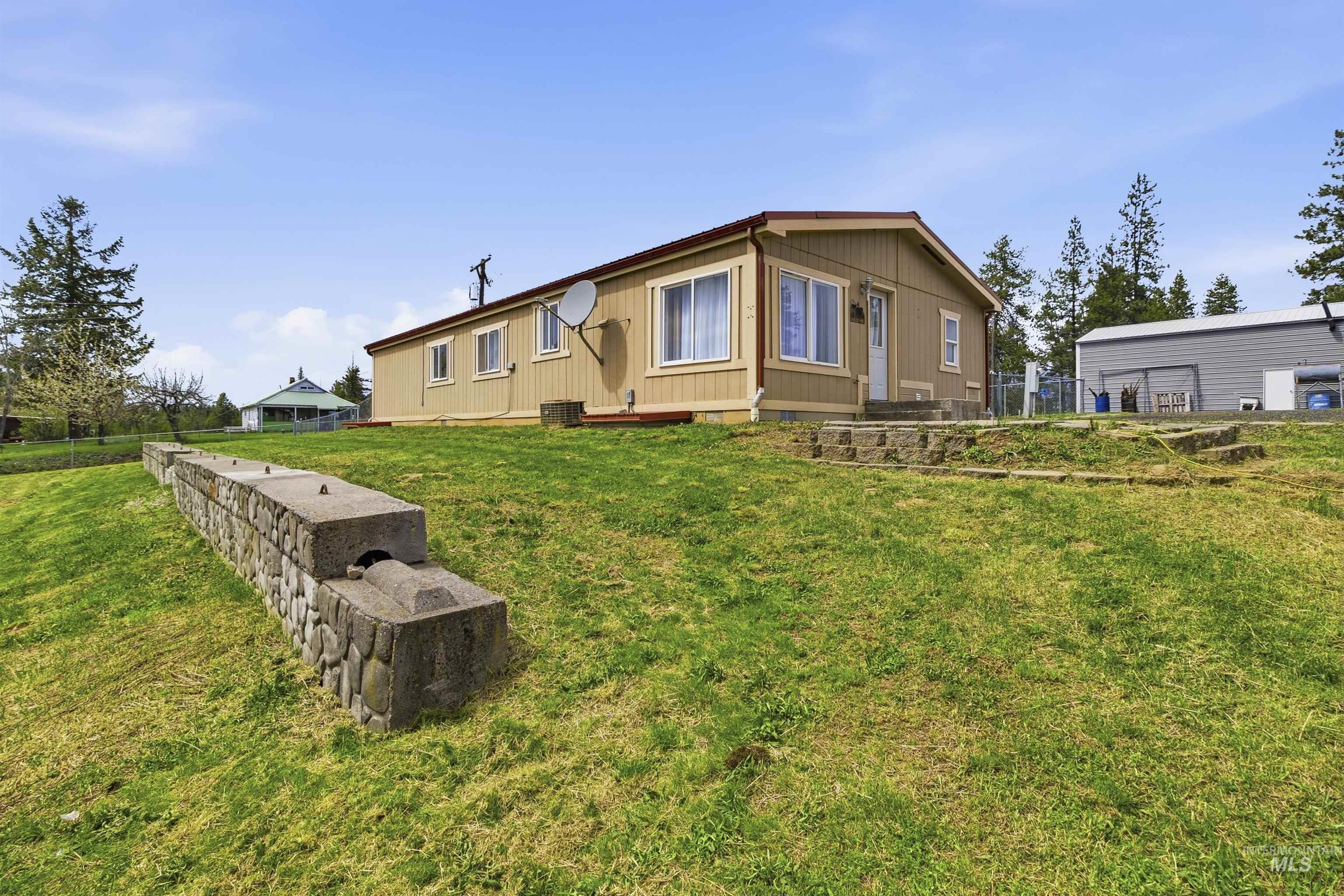 1030 Helmer Ln, Deary, Idaho 83823, 3 Bedrooms, 2 Bathrooms, Residential For Sale, Price $259,000,MLS 98984865