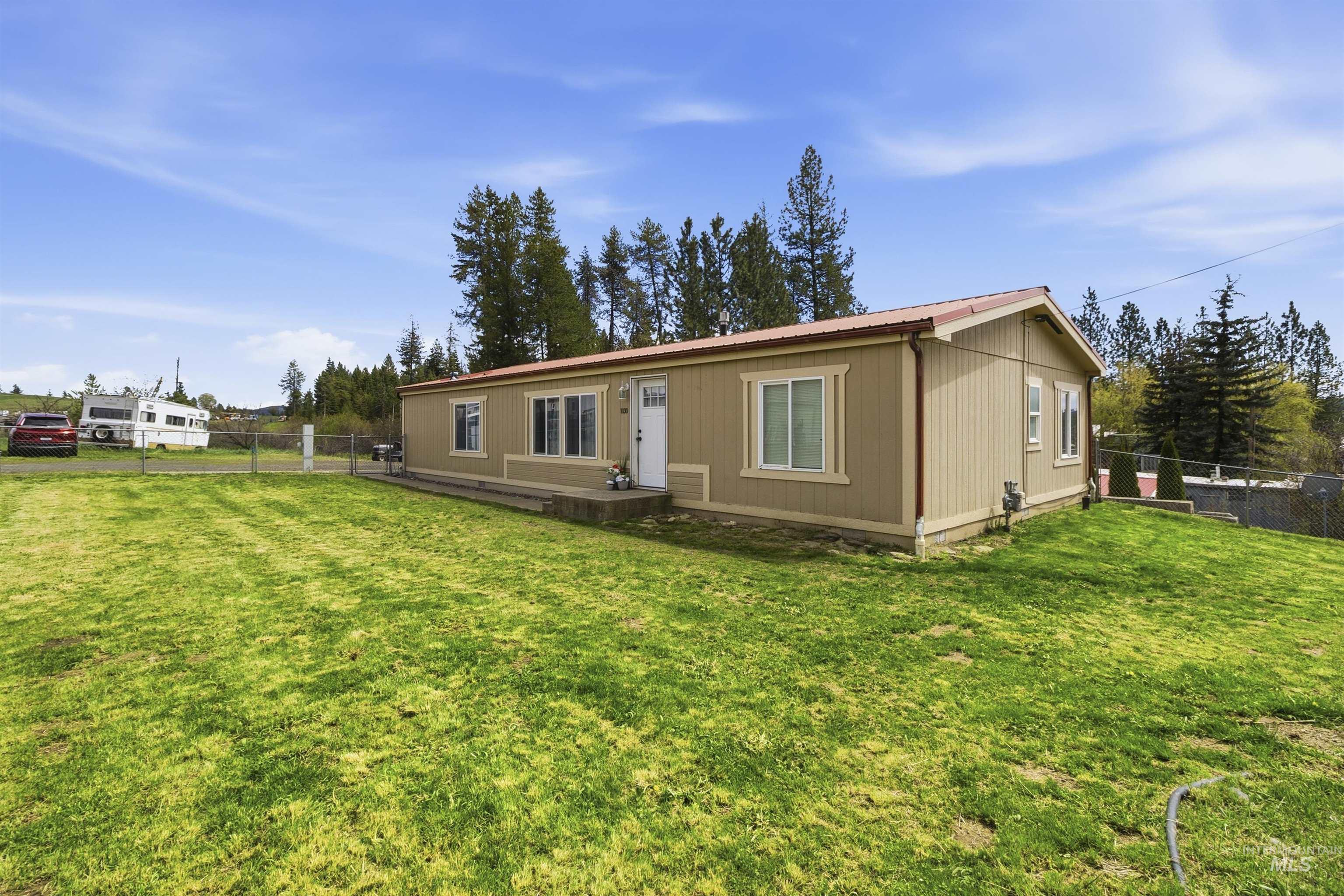 1030 Helmer Ln, Deary, Idaho 83823, 3 Bedrooms, 2 Bathrooms, Residential For Sale, Price $259,000,MLS 98984865