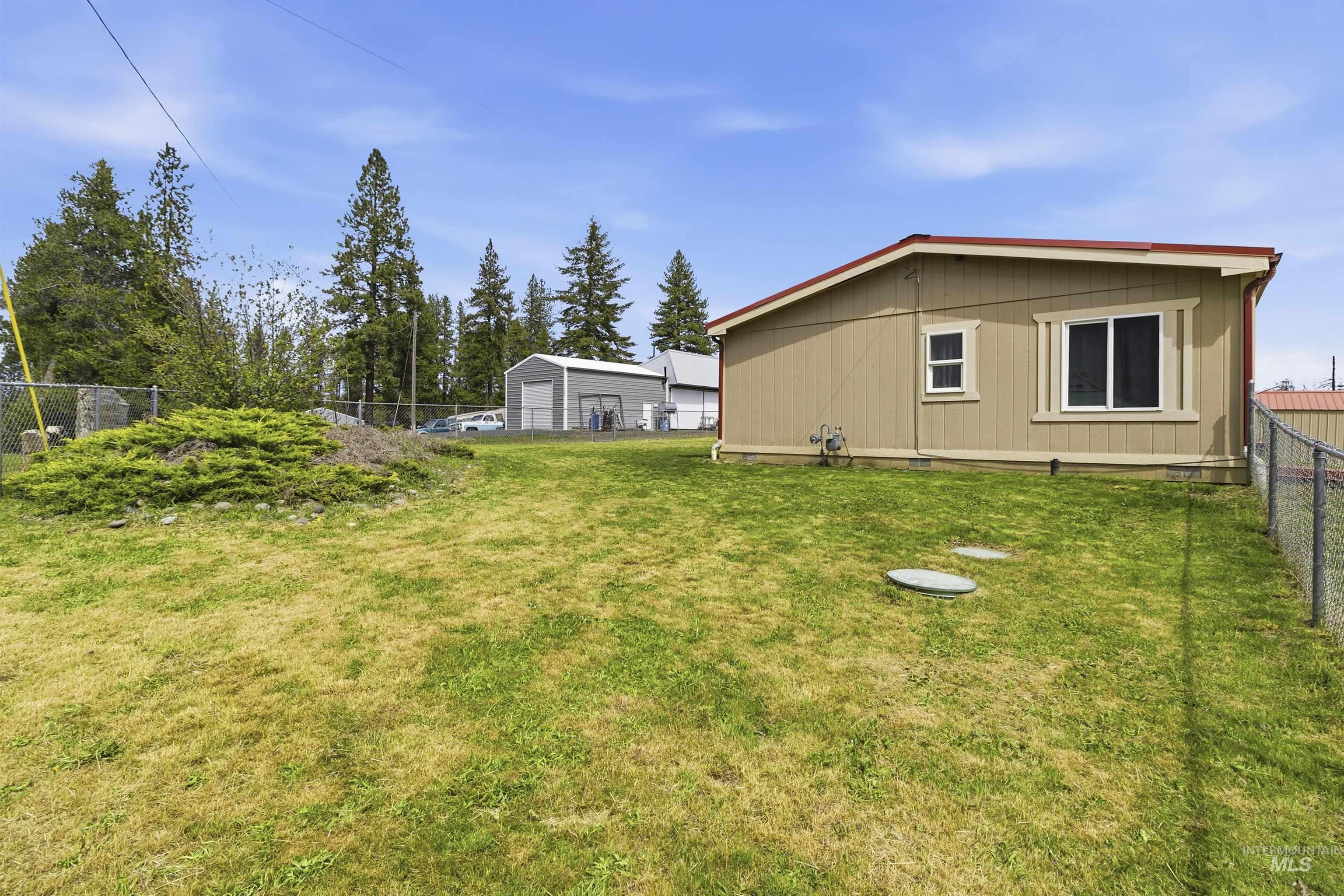 1030 Helmer Ln, Deary, Idaho 83823, 3 Bedrooms, 2 Bathrooms, Residential For Sale, Price $259,000,MLS 98984865