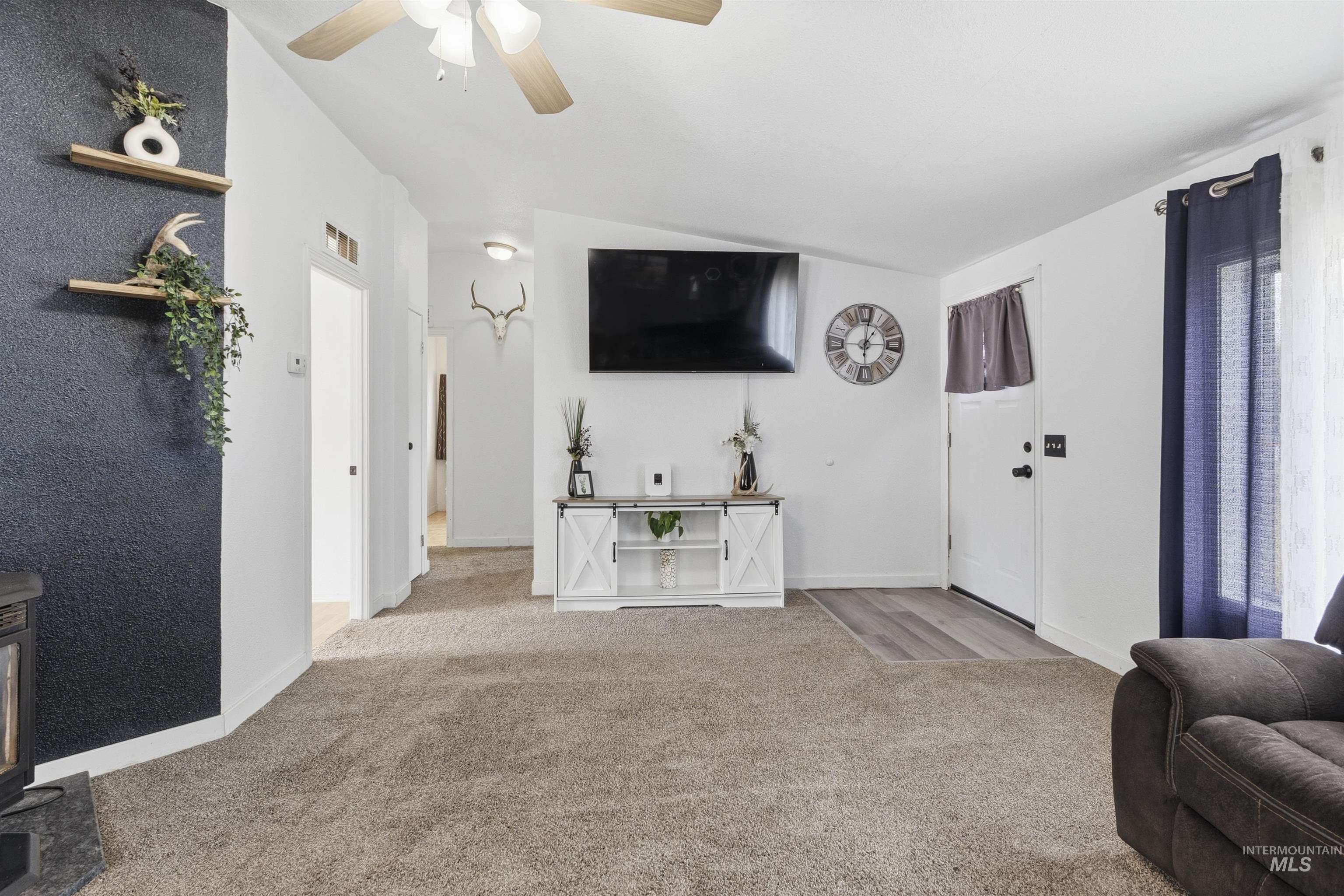 1030 Helmer Ln, Deary, Idaho 83823, 3 Bedrooms, 2 Bathrooms, Residential For Sale, Price $259,000,MLS 98984865