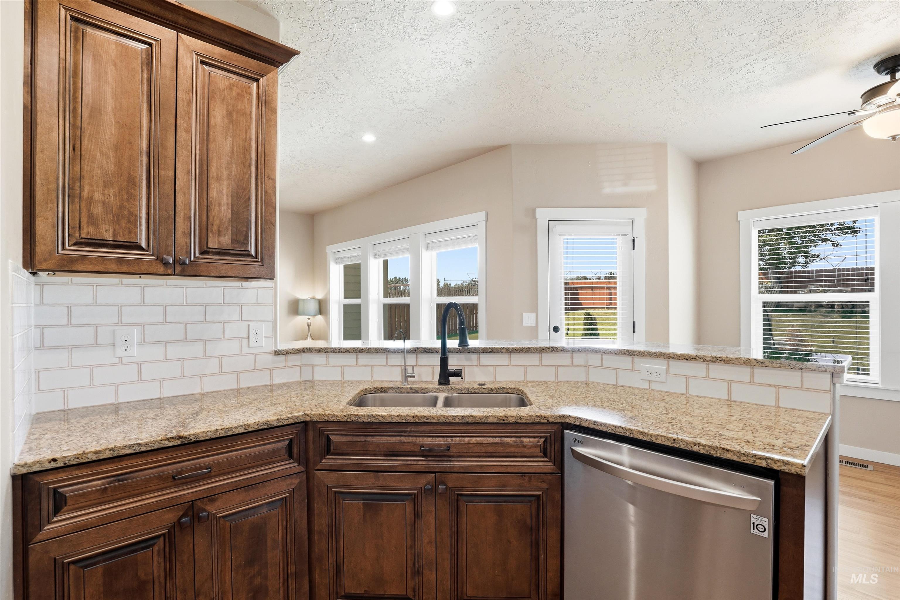 533 Morning Dove Way, Marsing, Idaho 83639, 3 Bedrooms, 2 Bathrooms, Residential For Sale, Price $442,000, 98984869