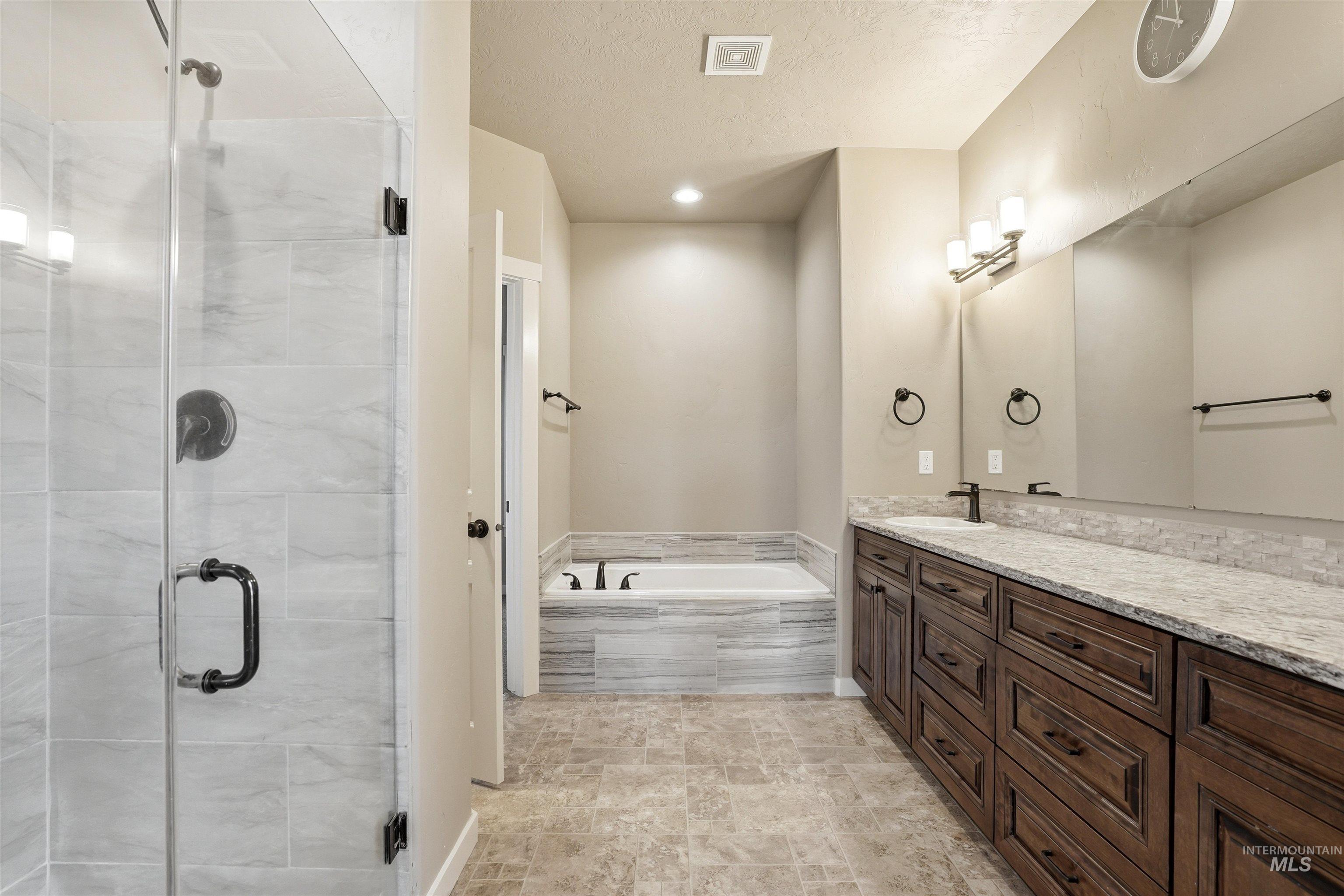 533 Morning Dove Way, Marsing, Idaho 83639, 3 Bedrooms, 2 Bathrooms, Residential For Sale, Price $442,000, 98984869