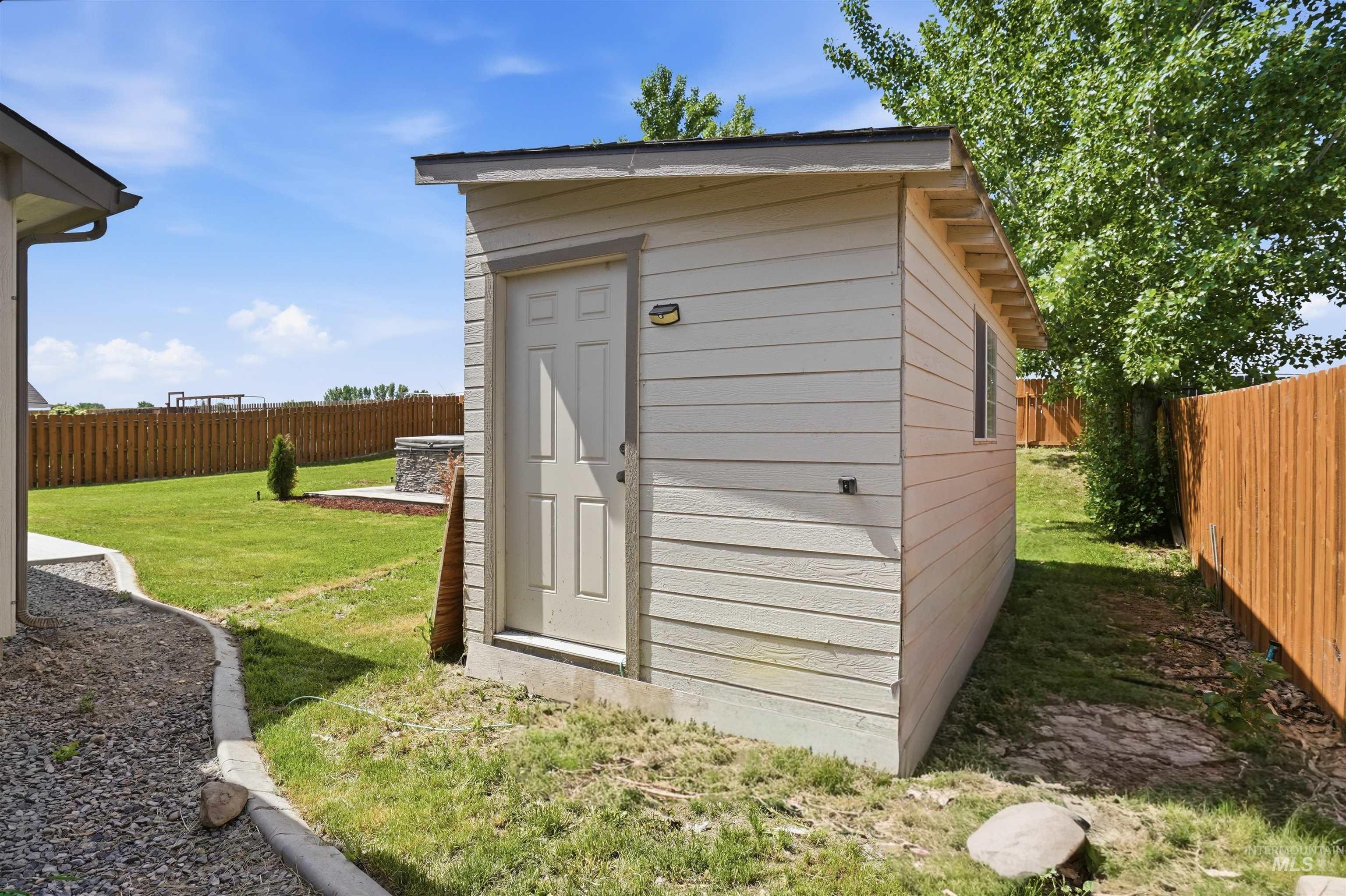 533 Morning Dove Way, Marsing, Idaho 83639, 3 Bedrooms, 2 Bathrooms, Residential For Sale, Price $442,000, 98984869