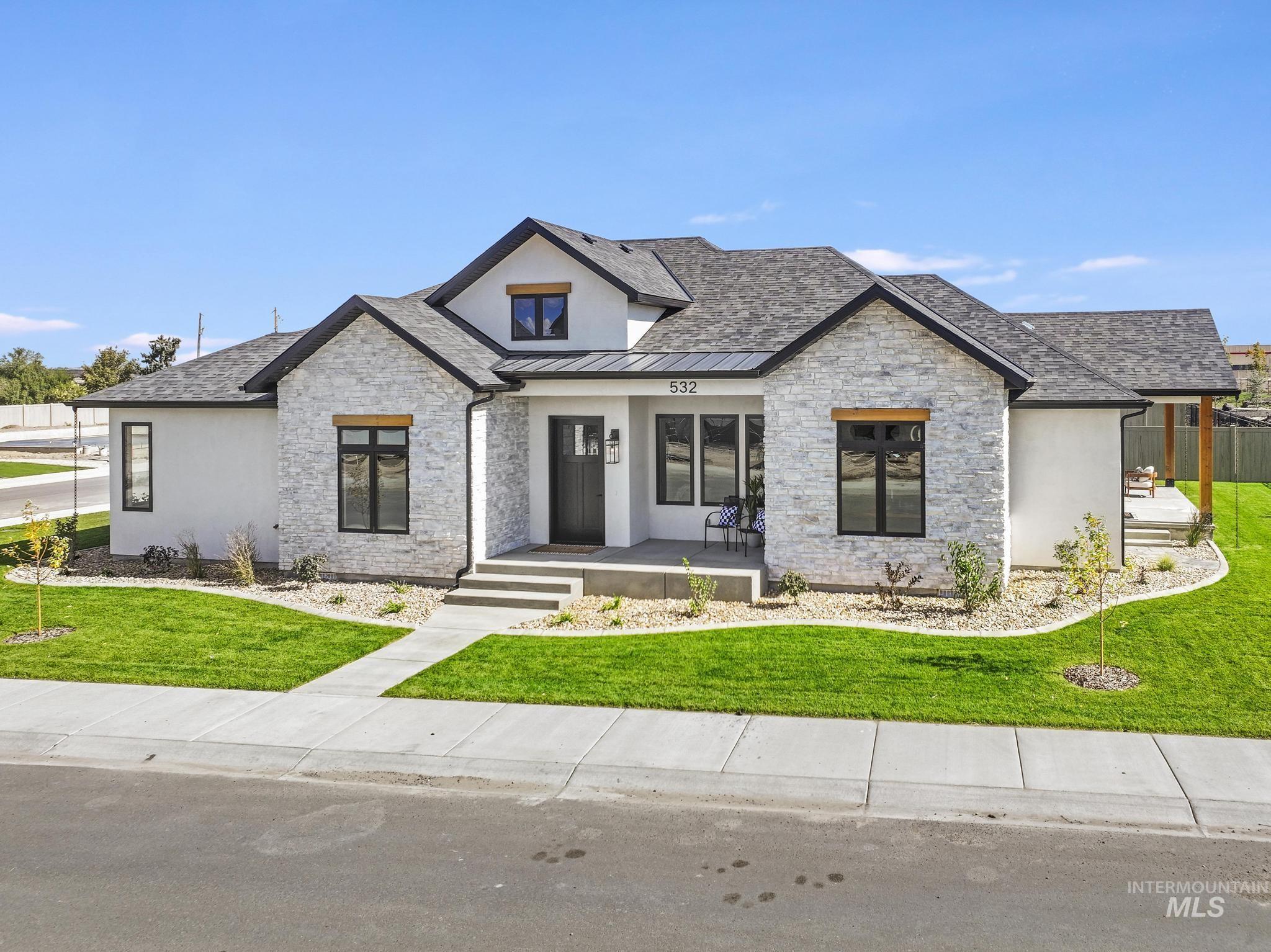 532 Canyon Falls, Twin Falls, Idaho 83301, 4 Bedrooms, 3 Bathrooms, Residential For Sale, Price $750,000,MLS 98984873