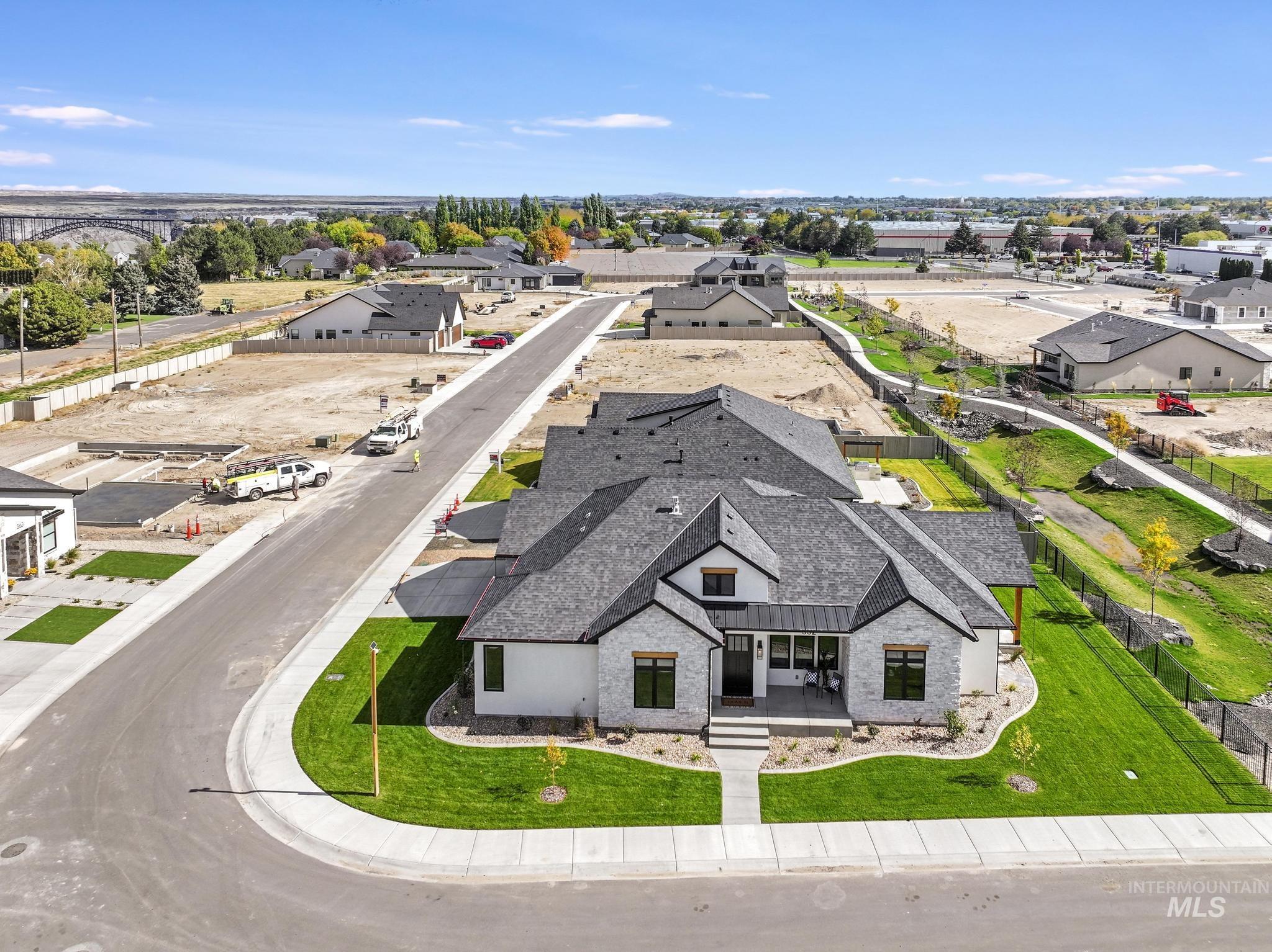 532 Canyon Falls, Twin Falls, Idaho 83301, 4 Bedrooms, 3 Bathrooms, Residential For Sale, Price $750,000,MLS 98984873