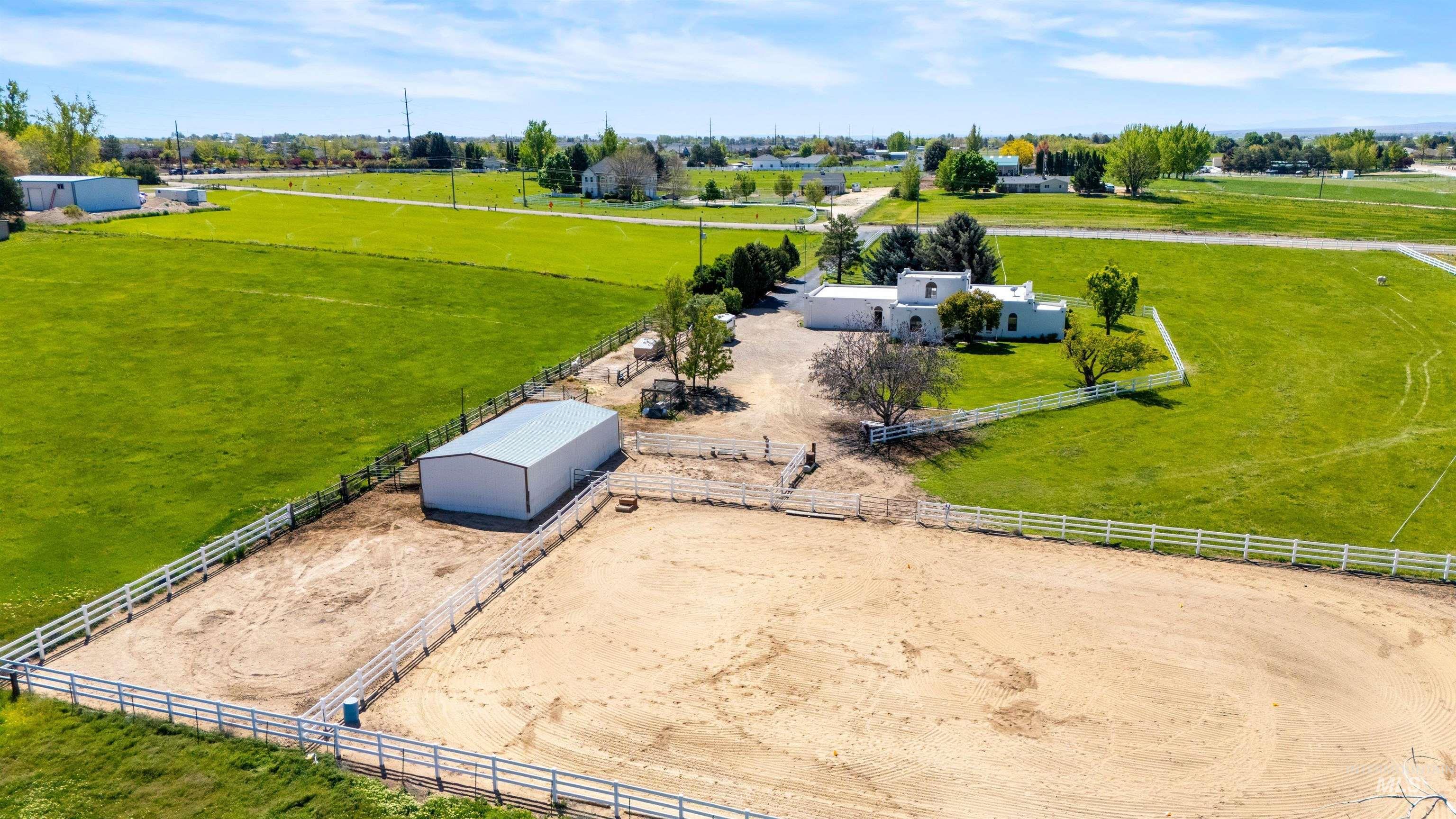6144 E Deer Flat Road, Kuna, Idaho 83634, 3 Bedrooms, 2.5 Bathrooms, Residential For Sale, Price $959,900, 98984875