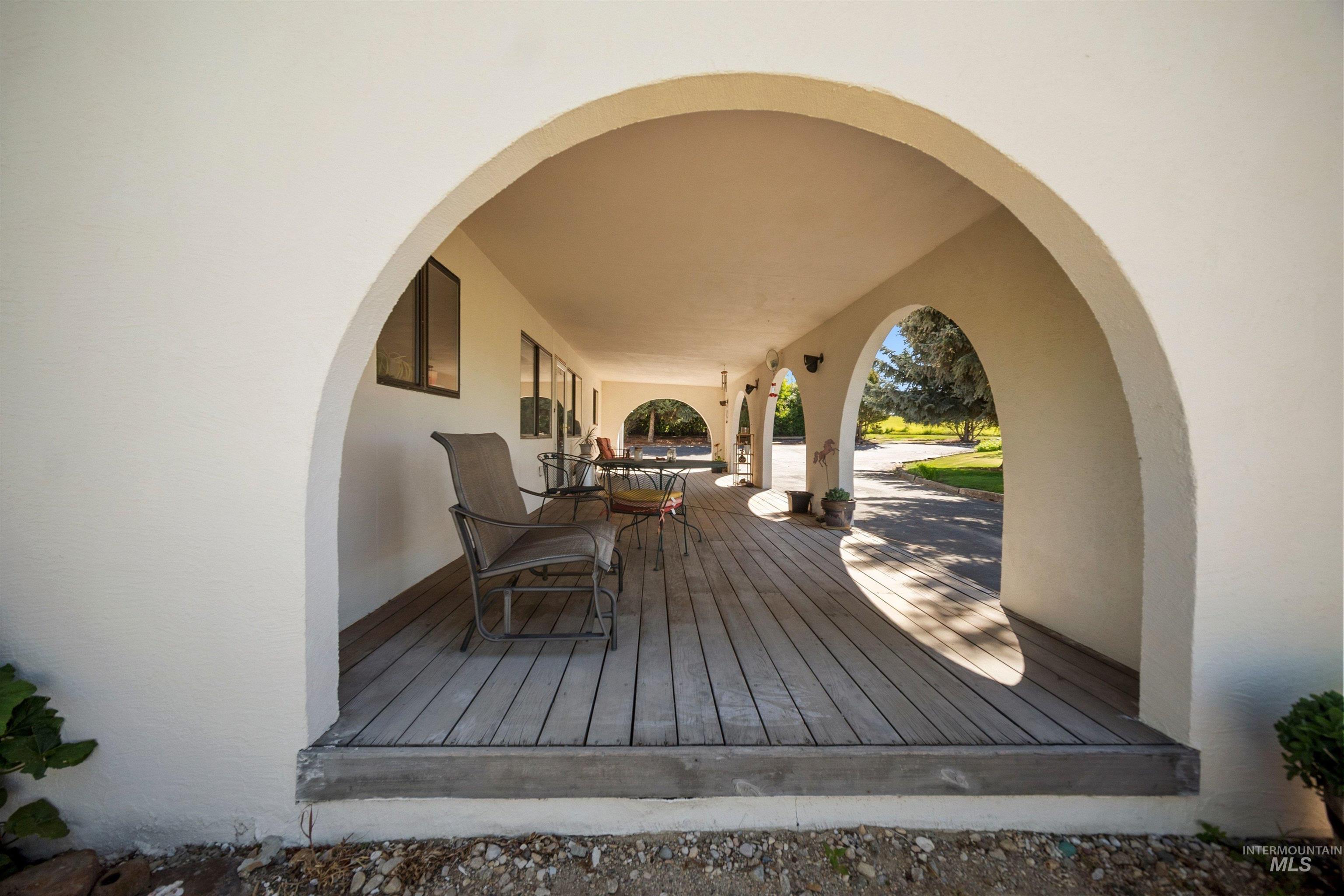 6144 E Deer Flat Road, Kuna, Idaho 83634, 3 Bedrooms, 2.5 Bathrooms, Residential For Sale, Price $1,100,000,MLS 98984875