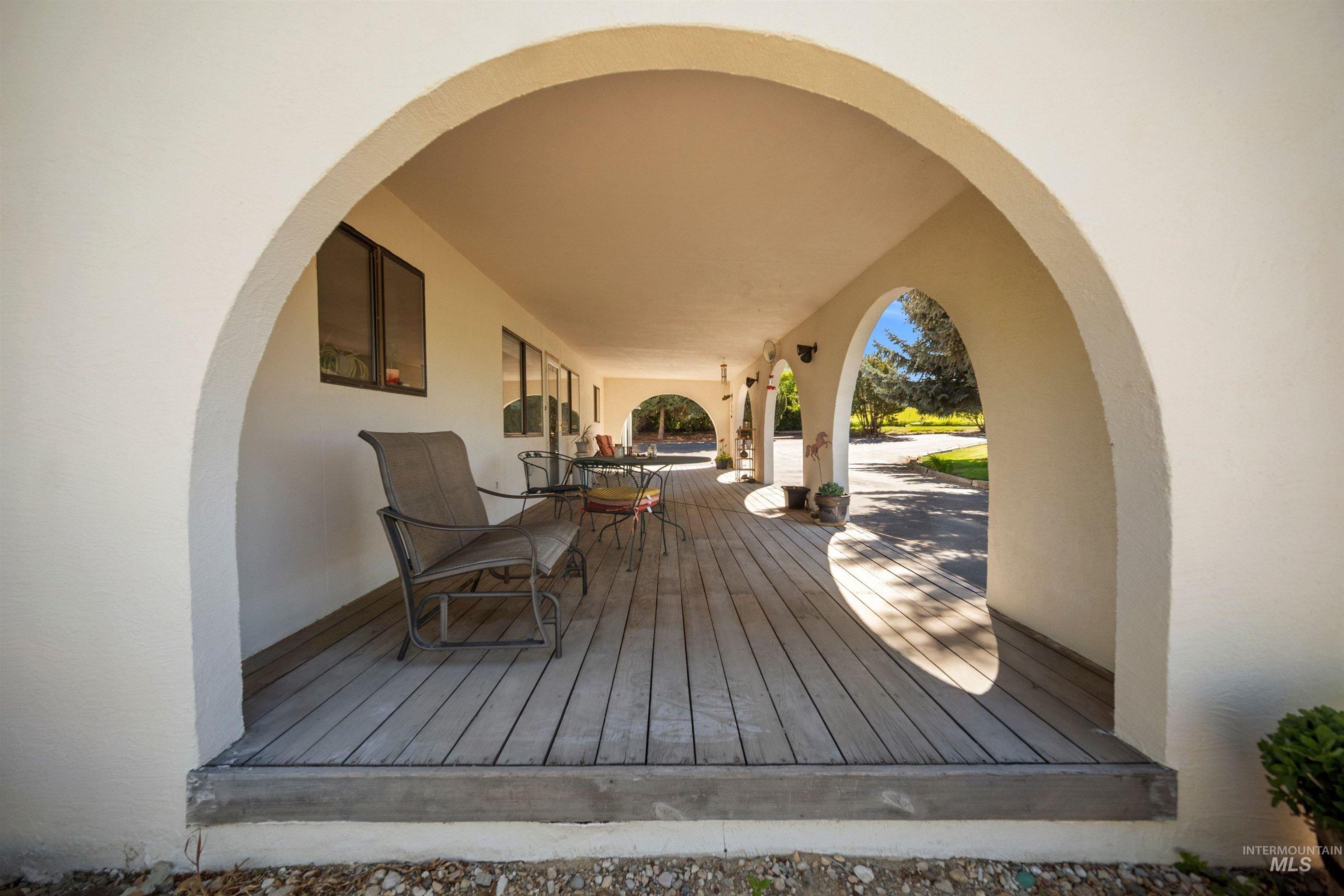 6144 E Deer Flat Road, Kuna, Idaho 83634, 3 Bedrooms, 2.5 Bathrooms, Residential For Sale, Price $1,100,000,MLS 98984875