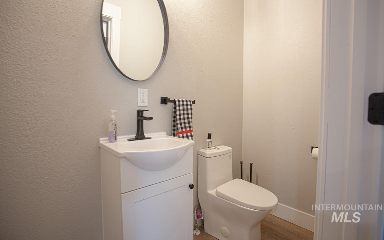4800 W Franklin Rd, Boise, Idaho 83705, 4 Bedrooms, 2 Bathrooms, Residential For Sale, Price $514,900,MLS 98984877