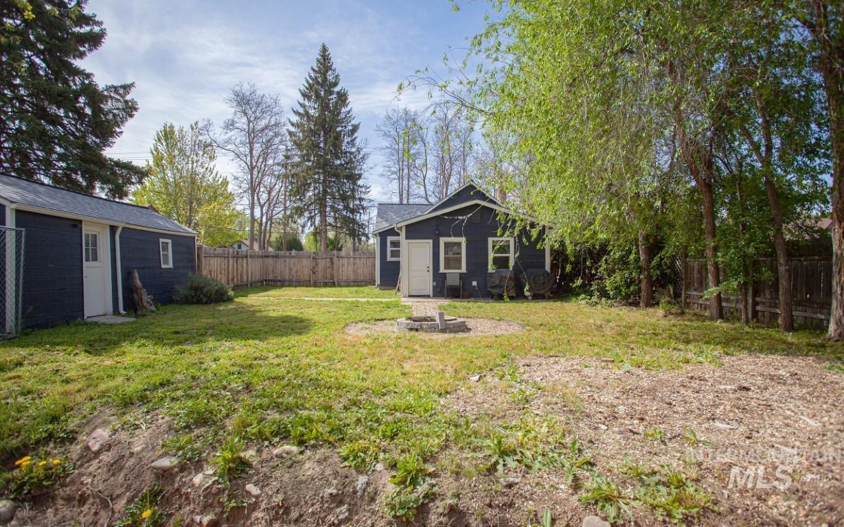 4800 W Franklin Rd, Boise, Idaho 83705, 4 Bedrooms, 2 Bathrooms, Residential For Sale, Price $514,900,MLS 98984877