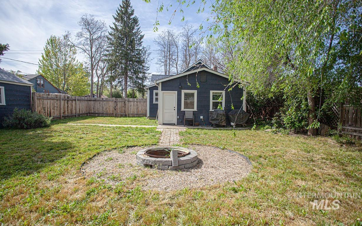 4800 W Franklin Rd, Boise, Idaho 83705, 4 Bedrooms, 2 Bathrooms, Residential For Sale, Price $514,900,MLS 98984877