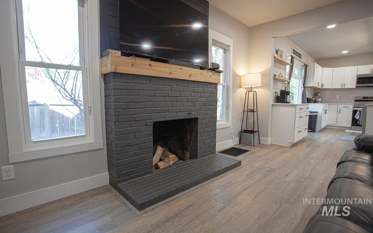 4800 W Franklin Rd, Boise, Idaho 83705, 4 Bedrooms, 2 Bathrooms, Residential For Sale, Price $514,900,MLS 98984877