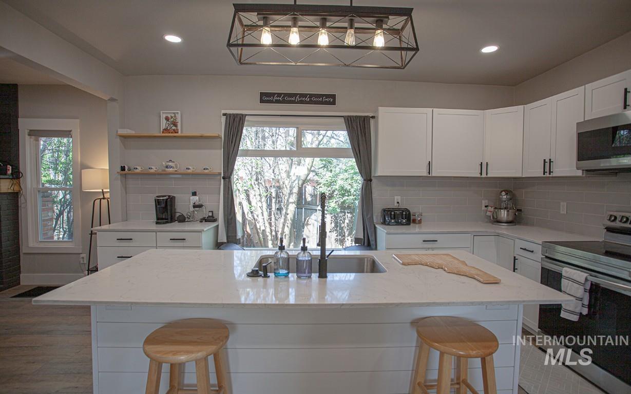 4800 W Franklin Rd, Boise, Idaho 83705, 4 Bedrooms, 2 Bathrooms, Residential For Sale, Price $514,900,MLS 98984877