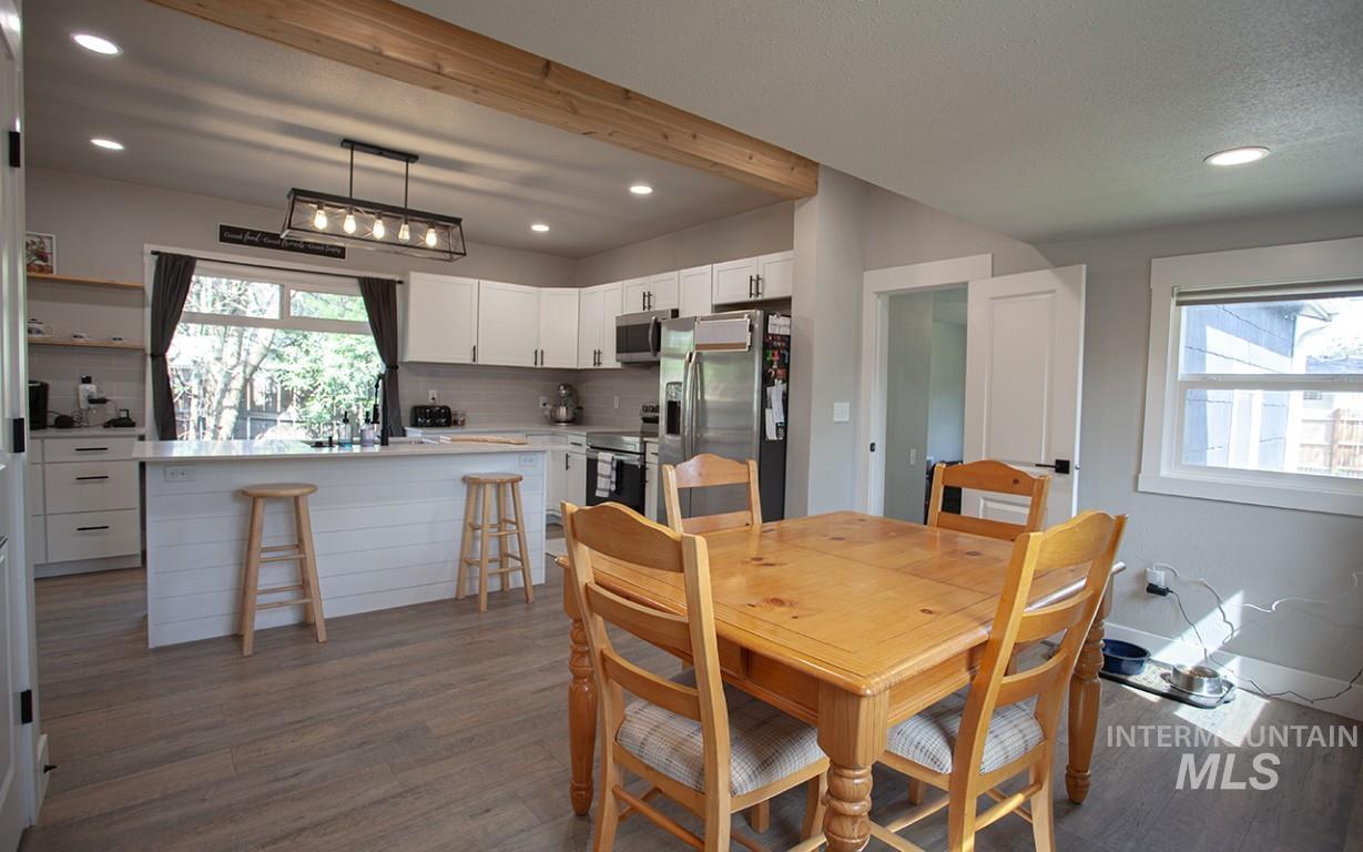 4800 W Franklin Rd, Boise, Idaho 83705, 4 Bedrooms, 2 Bathrooms, Residential For Sale, Price $514,900,MLS 98984877