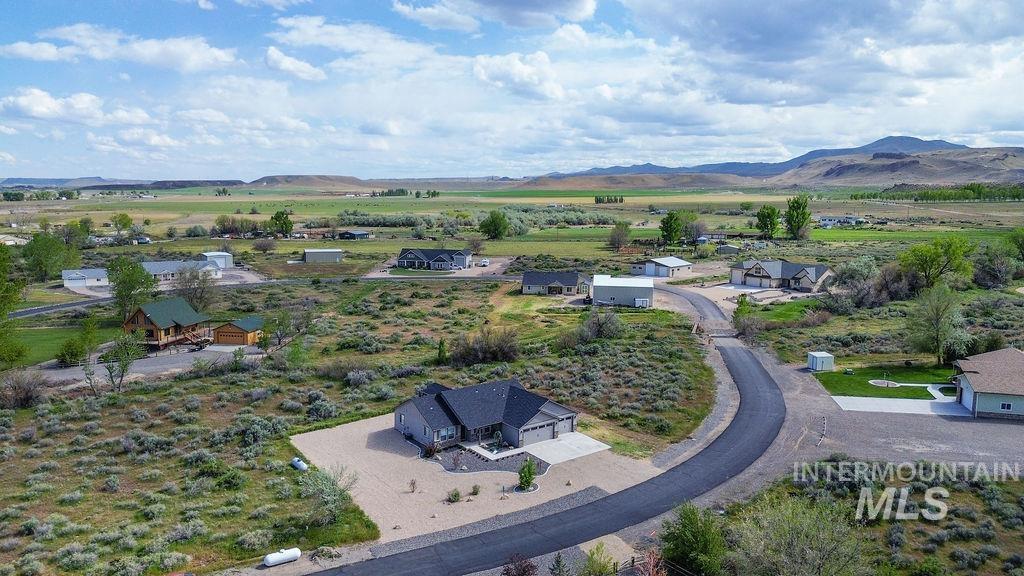9119 Poplar Drive, Melba, Idaho 83641-4241, 3 Bedrooms, 2 Bathrooms, Residential For Sale, Price $749,999, 98984879