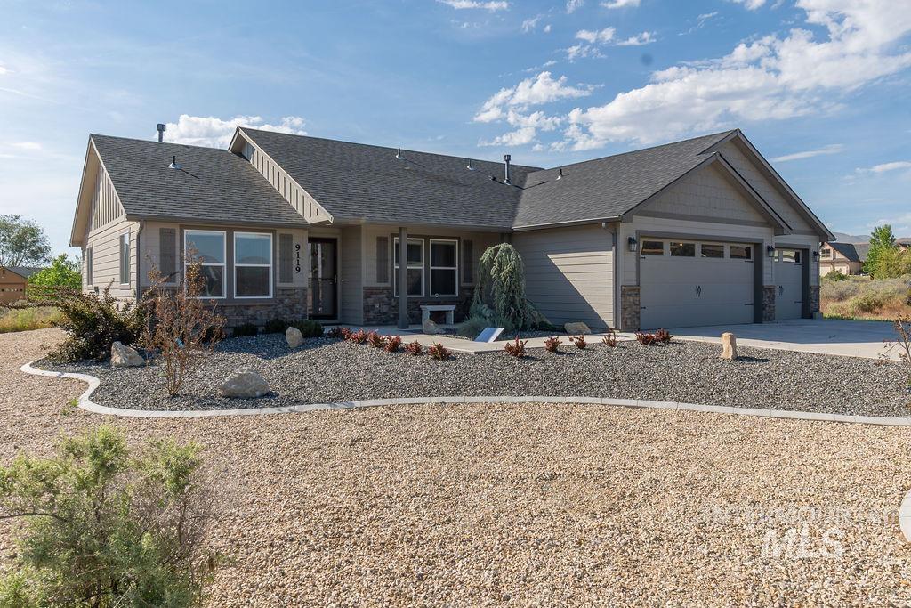 9119 Poplar Drive, Melba, Idaho 83641-4241, 3 Bedrooms, 2 Bathrooms, Residential For Sale, Price $749,999, 98984879