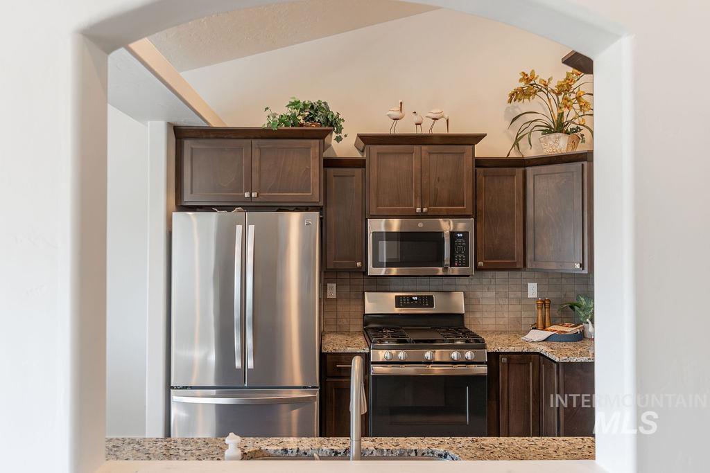 9119 Poplar Drive, Melba, Idaho 83641-4241, 3 Bedrooms, 2 Bathrooms, Residential For Sale, Price $749,999, 98984879