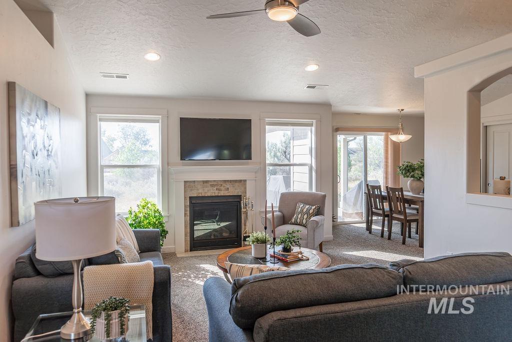 9119 Poplar Drive, Melba, Idaho 83641-4241, 3 Bedrooms, 2 Bathrooms, Residential For Sale, Price $749,999, 98984879