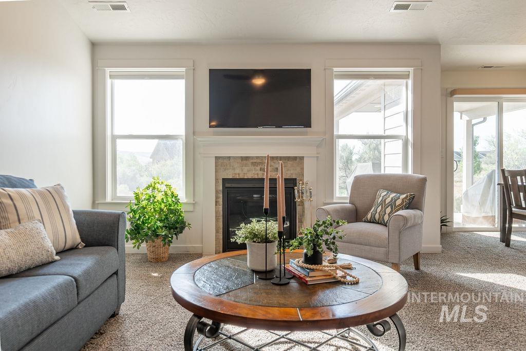 9119 Poplar Drive, Melba, Idaho 83641-4241, 3 Bedrooms, 2 Bathrooms, Residential For Sale, Price $749,999, 98984879