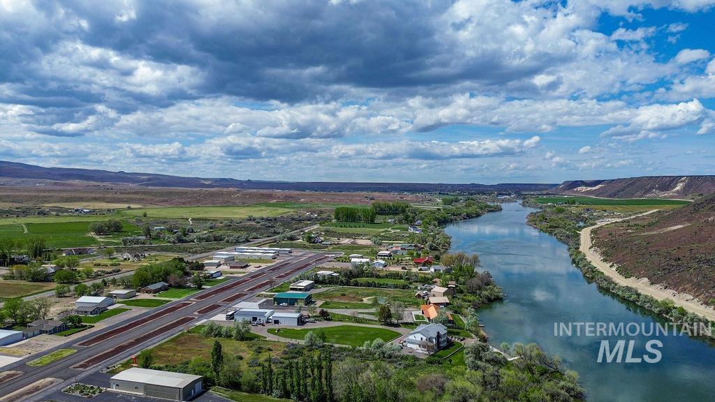 9119 Poplar Drive, Melba, Idaho 83641-4241, 3 Bedrooms, 2 Bathrooms, Residential For Sale, Price $749,999, 98984879