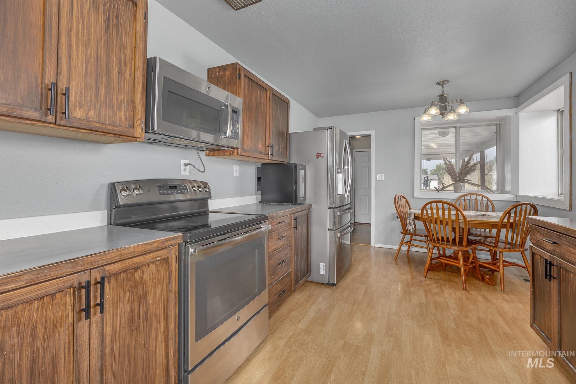 1534 NE 10th Ave., Payette, Idaho 83661, 3 Bedrooms, 2 Bathrooms, Residential For Sale, Price $354,000, 98984884