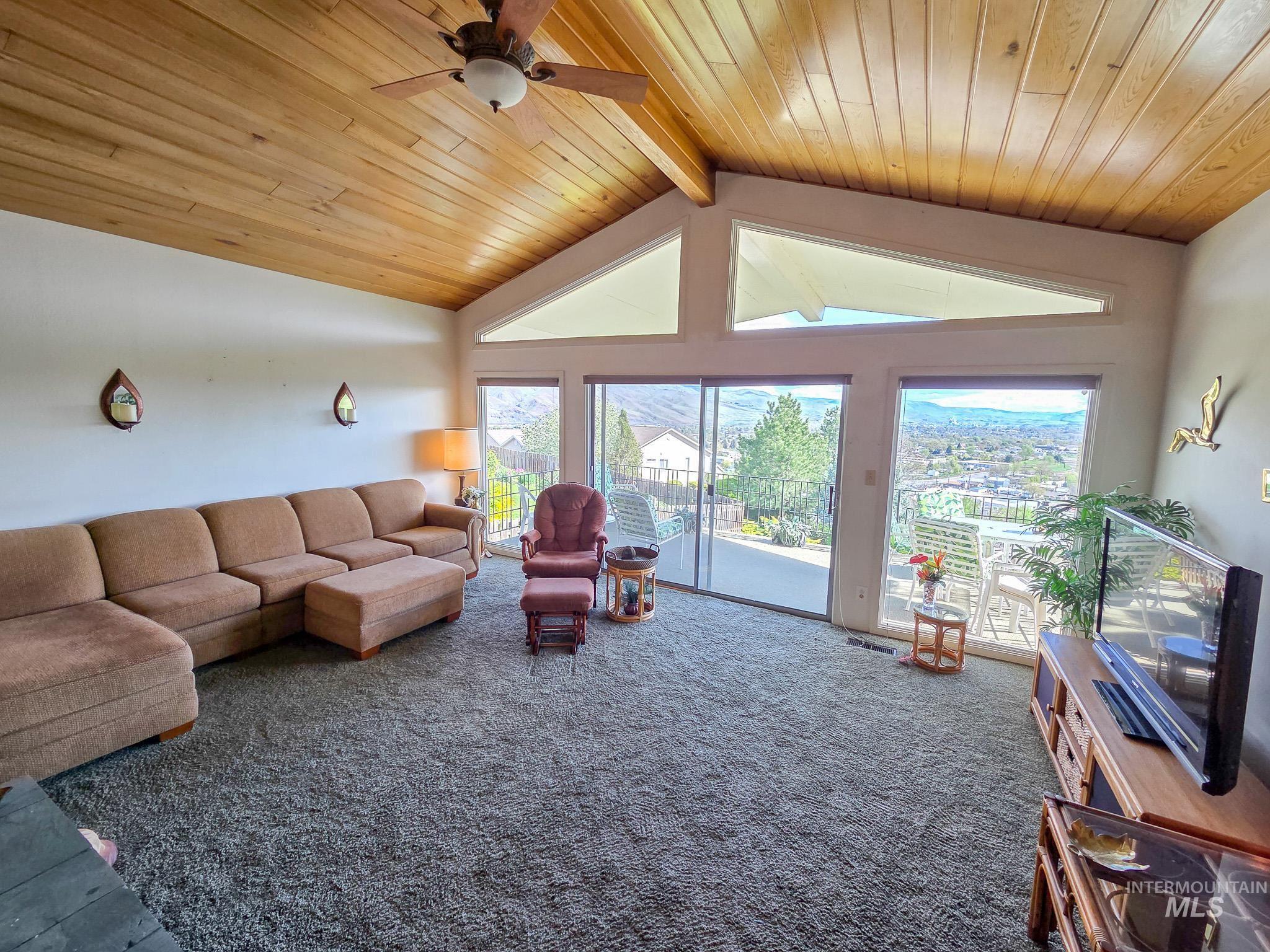 1808 Valleyview, Clarkston, Washington 99403, 3 Bedrooms, 3 Bathrooms, Residential For Sale, Price $439,000, 98984885