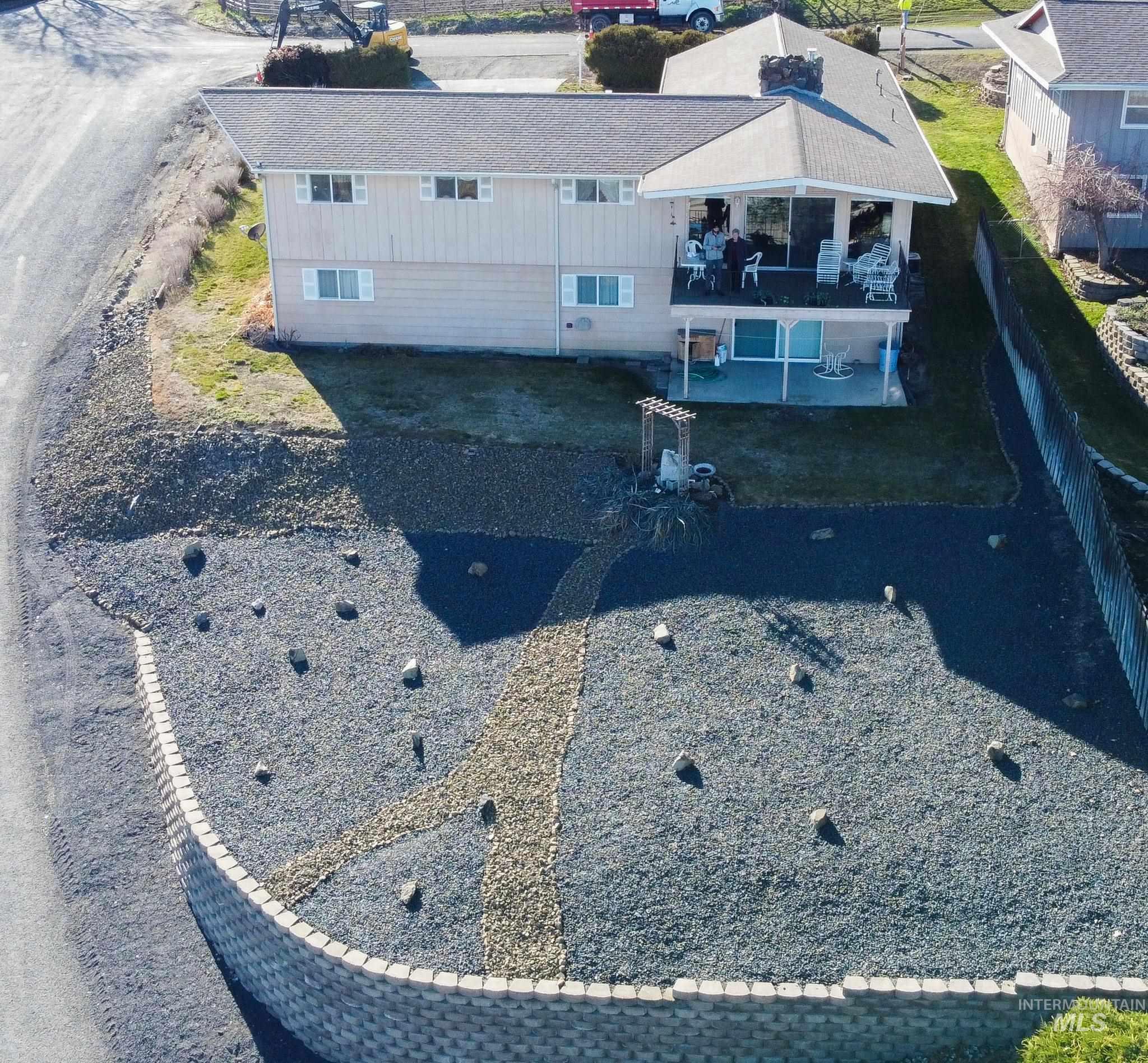 1808 Valleyview, Clarkston, Washington 99403, 3 Bedrooms, 3 Bathrooms, Residential For Sale, Price $399,777,MLS 98984885