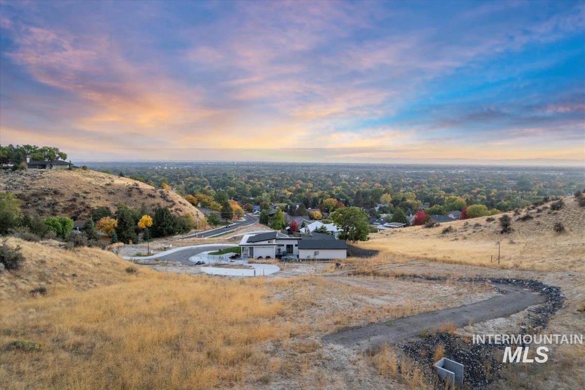 5513 N Polecat Lofts Ln, Boise, Idaho 83703, 3 Bedrooms, 2.5 Bathrooms, Residential For Sale, Price $1,599,900,MLS 98984886