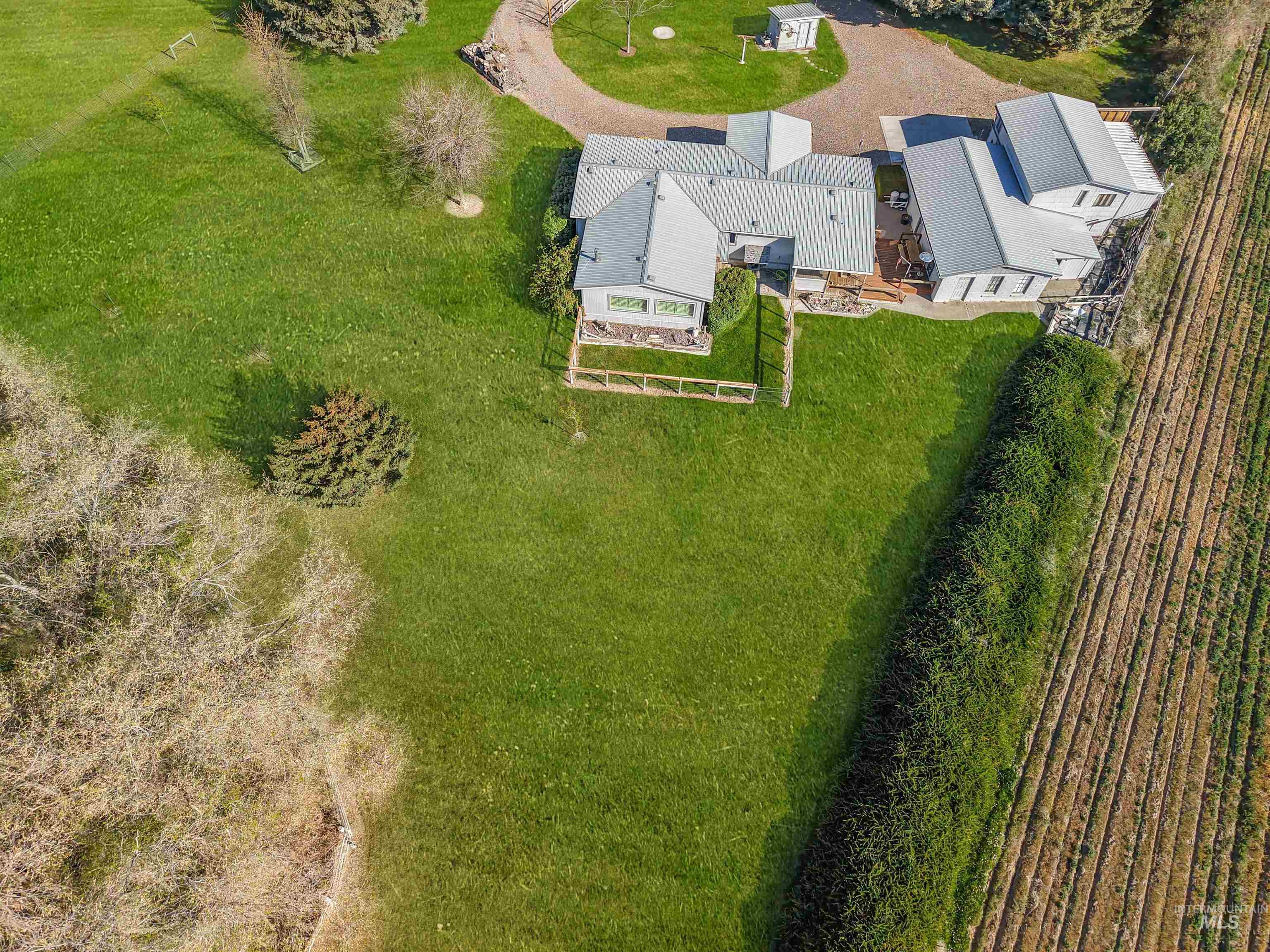 141 Hilltop Ct, Burley, Idaho 83318, 3 Bedrooms, 2 Bathrooms, Residential For Sale, Price $325,000,MLS 98984887