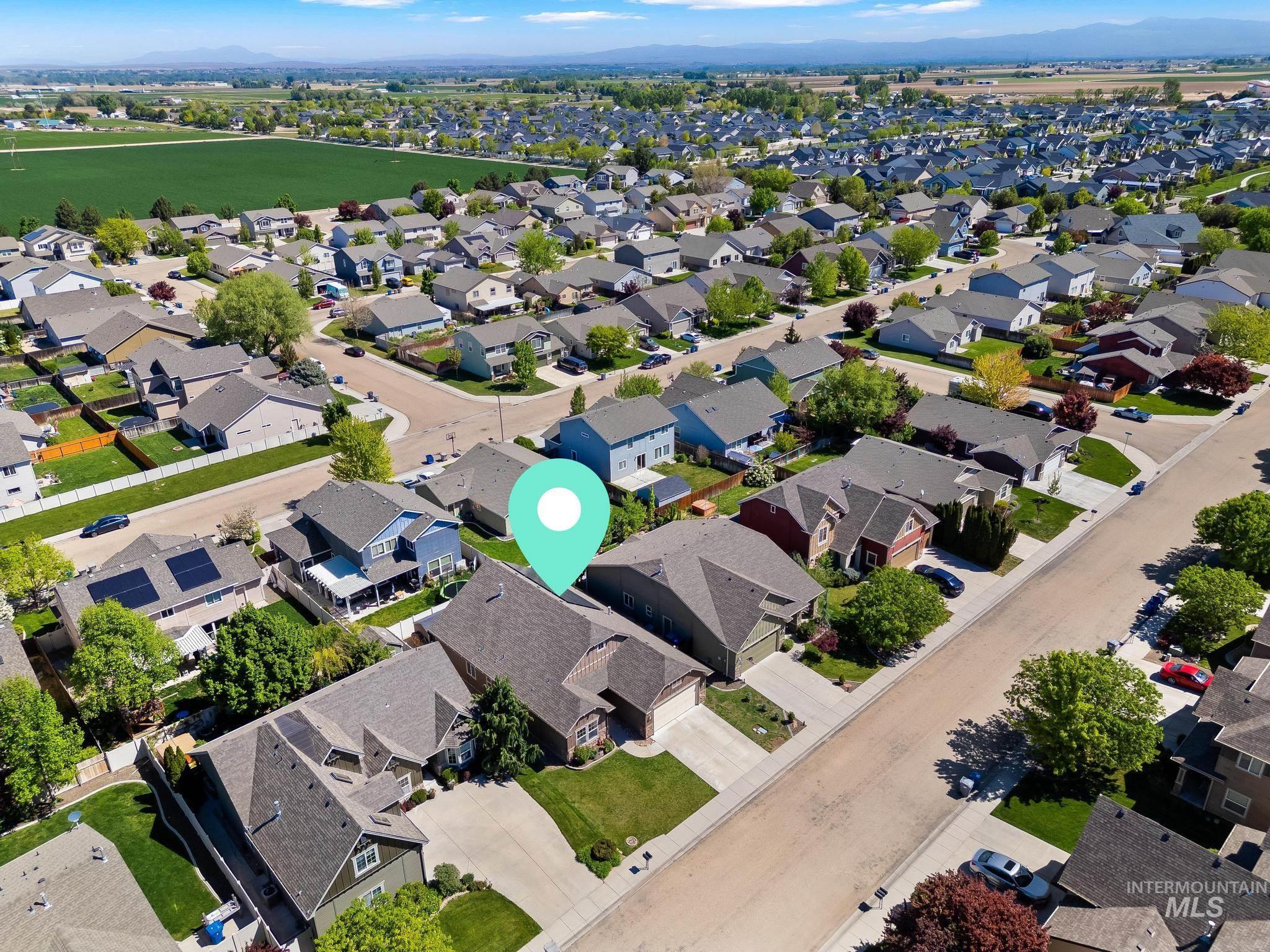 10664 Copper St, Nampa, Idaho 83687, 4 Bedrooms, 2 Bathrooms, Residential For Sale, Price $375,000,MLS 98984888