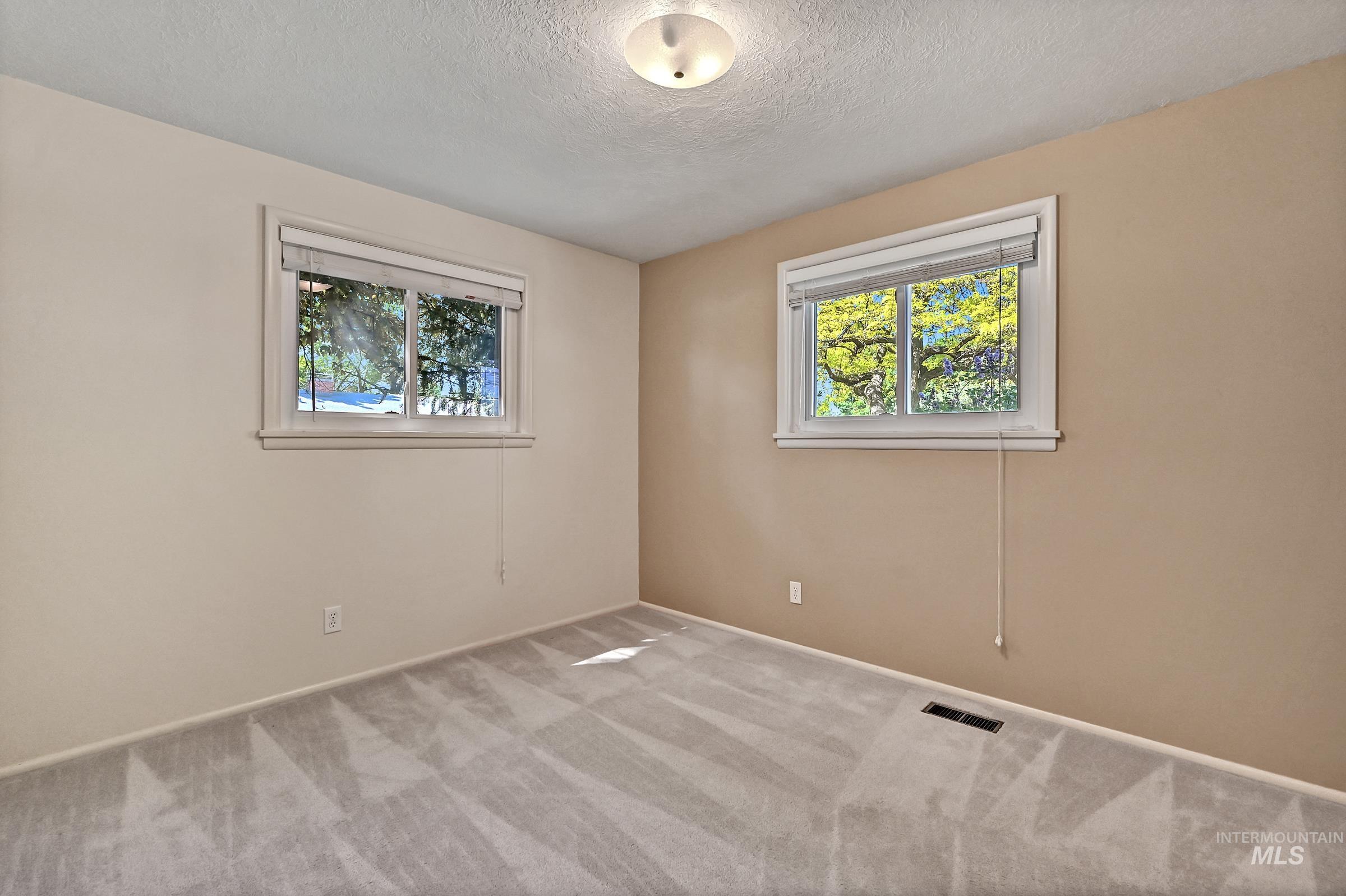 3520 N Rampart Street, Boise, Idaho 83704, 4 Bedrooms, 3 Bathrooms, Residential For Sale, Price $680,000,MLS 98984889