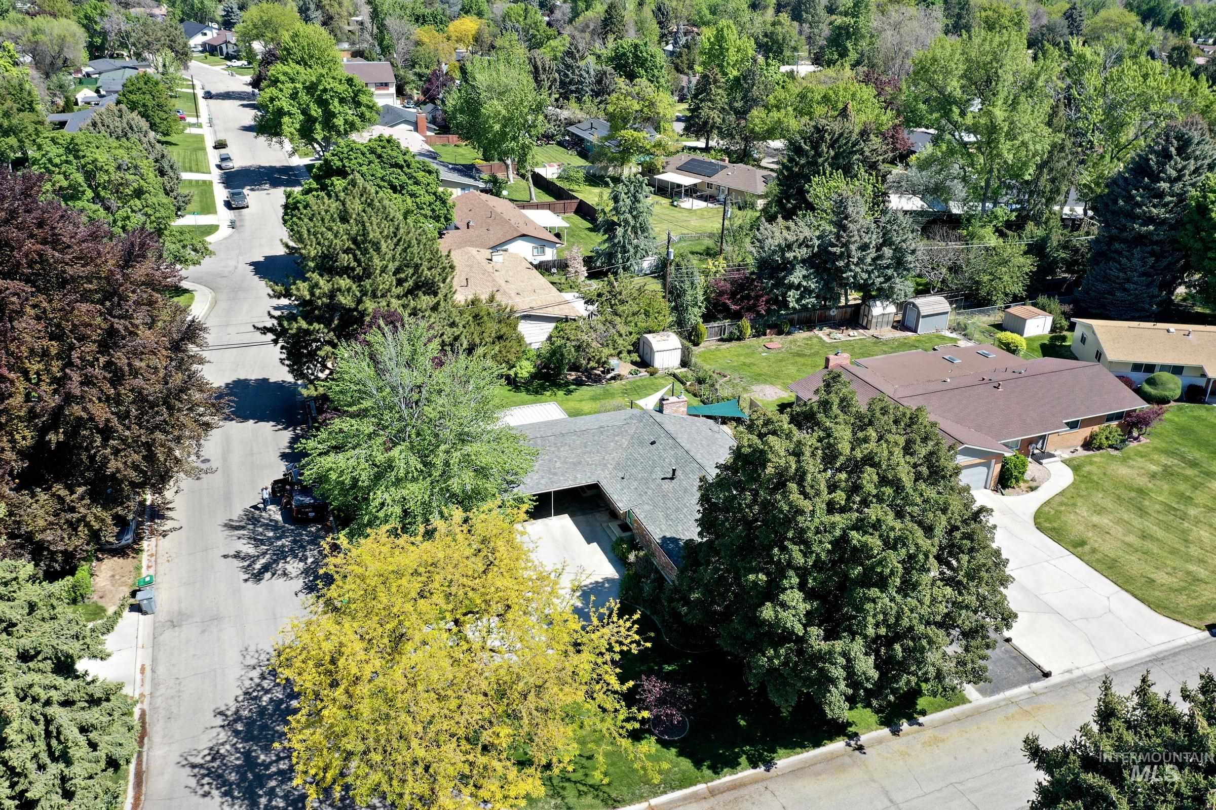 3520 N Rampart Street, Boise, Idaho 83704, 4 Bedrooms, 3 Bathrooms, Residential For Sale, Price $680,000,MLS 98984889