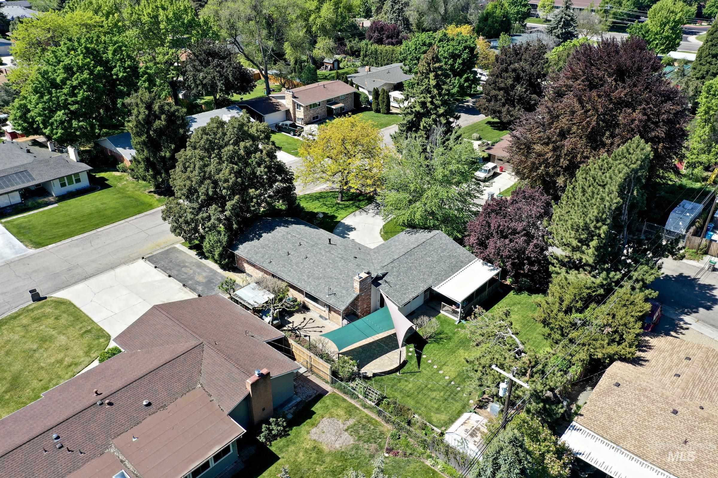 3520 N Rampart Street, Boise, Idaho 83704, 4 Bedrooms, 3 Bathrooms, Residential For Sale, Price $680,000,MLS 98984889