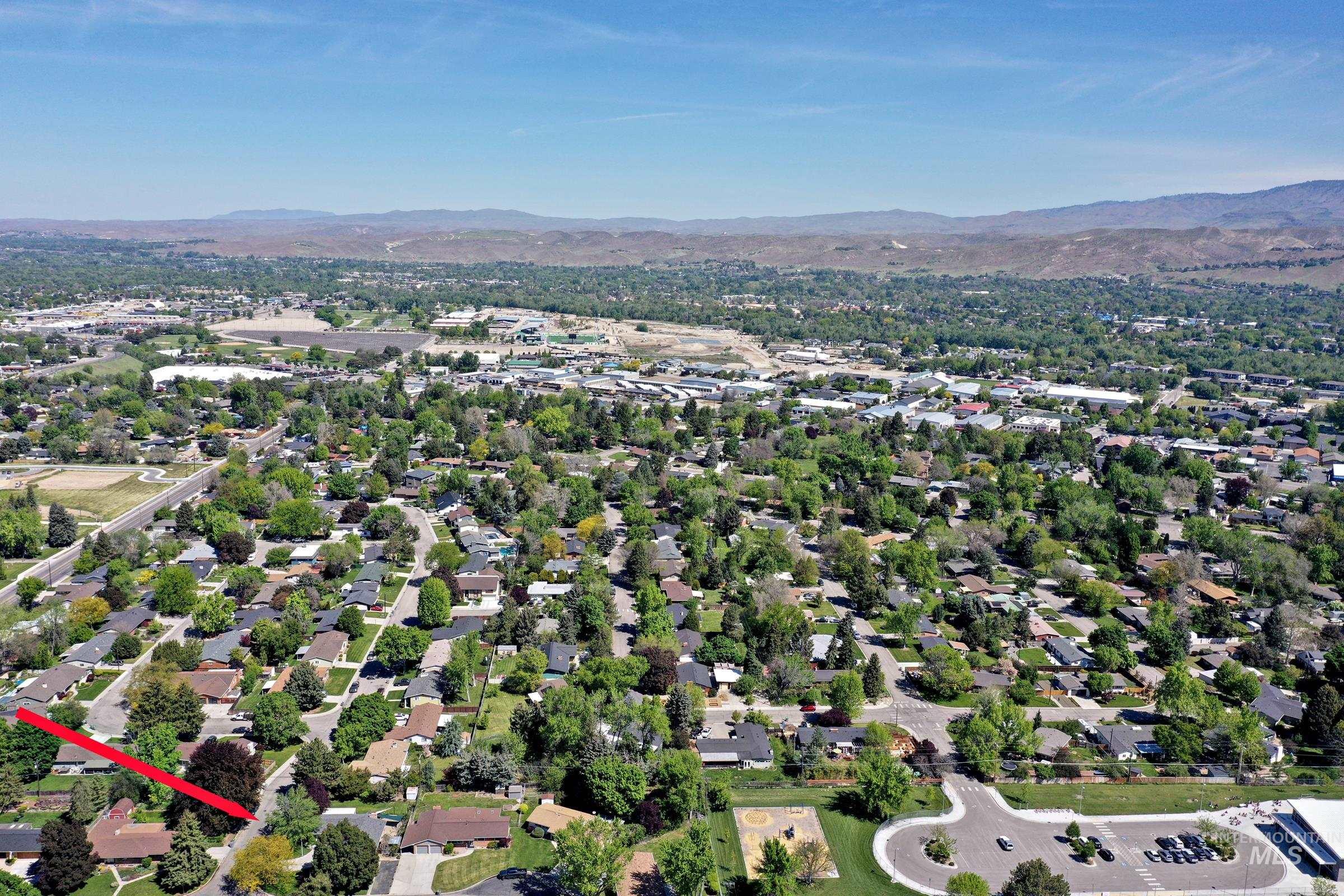 3520 N Rampart Street, Boise, Idaho 83704, 4 Bedrooms, 3 Bathrooms, Residential For Sale, Price $680,000,MLS 98984889