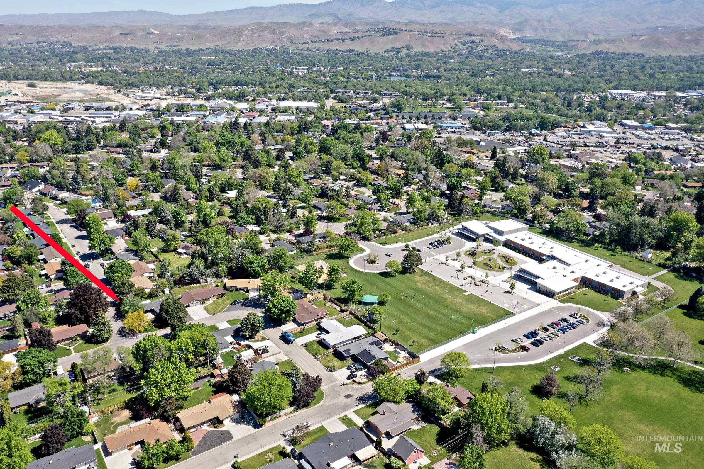 3520 N Rampart Street, Boise, Idaho 83704, 4 Bedrooms, 3 Bathrooms, Residential For Sale, Price $680,000,MLS 98984889