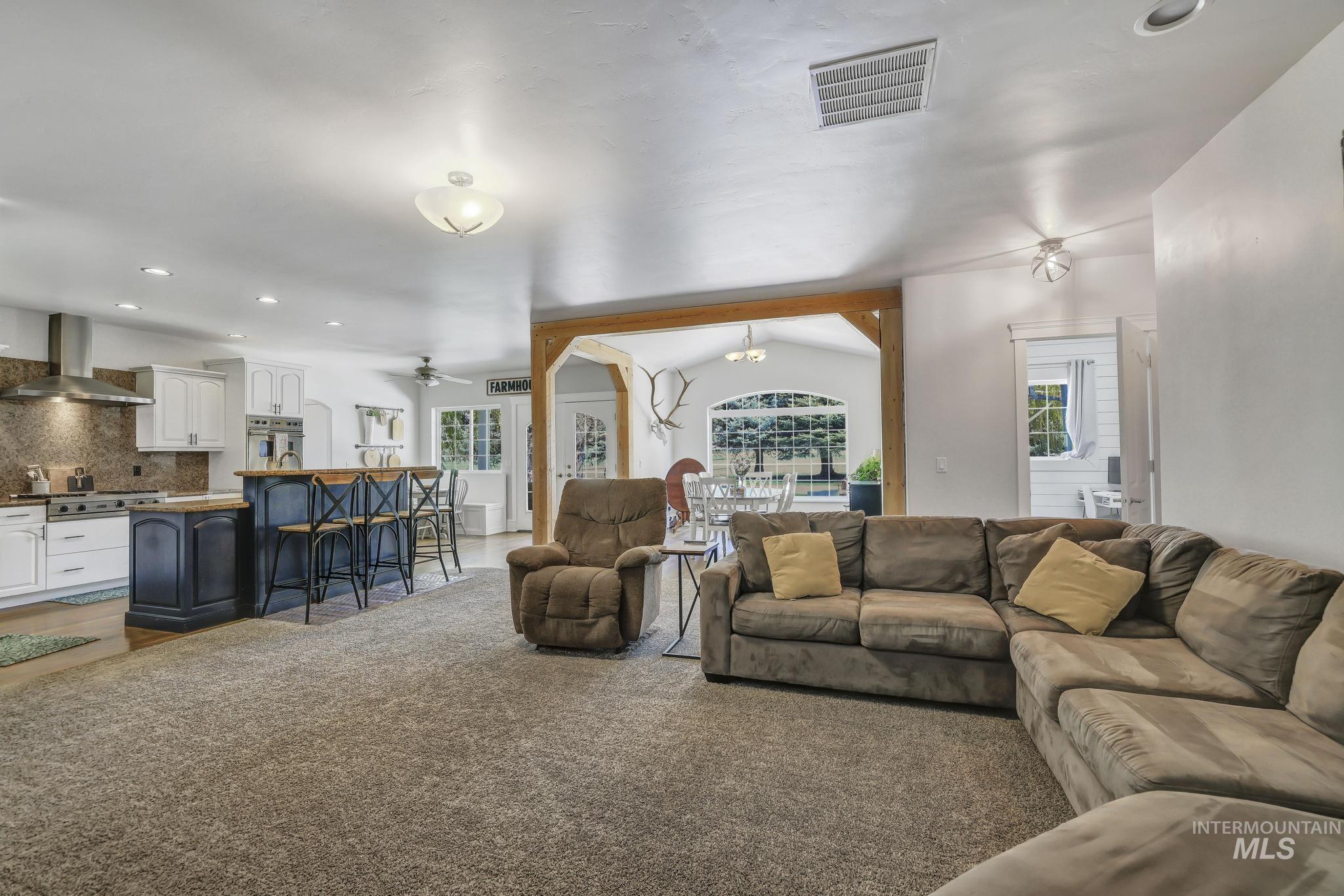 88 Sunnyside Drive, Jerome, Idaho 83338, 3 Bedrooms, 2.5 Bathrooms, Residential For Sale, Price $799,900,MLS 98984890
