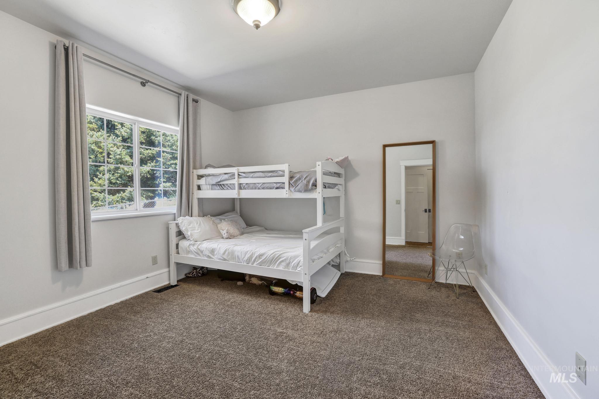 88 Sunnyside Drive, Jerome, Idaho 83338, 3 Bedrooms, 2.5 Bathrooms, Residential For Sale, Price $799,900,MLS 98984890
