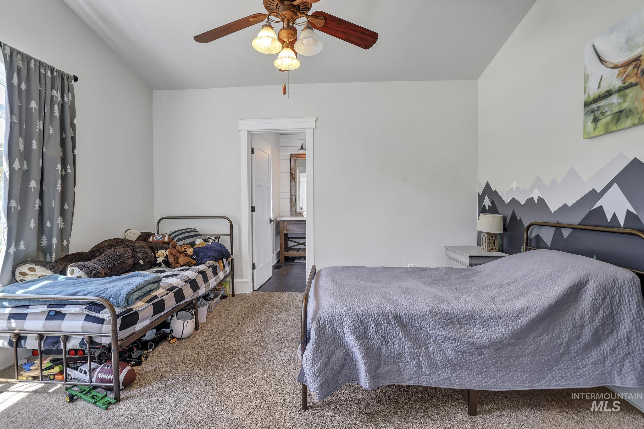 88 Sunnyside Drive, Jerome, Idaho 83338, 3 Bedrooms, 2.5 Bathrooms, Residential For Sale, Price $799,900,MLS 98984890