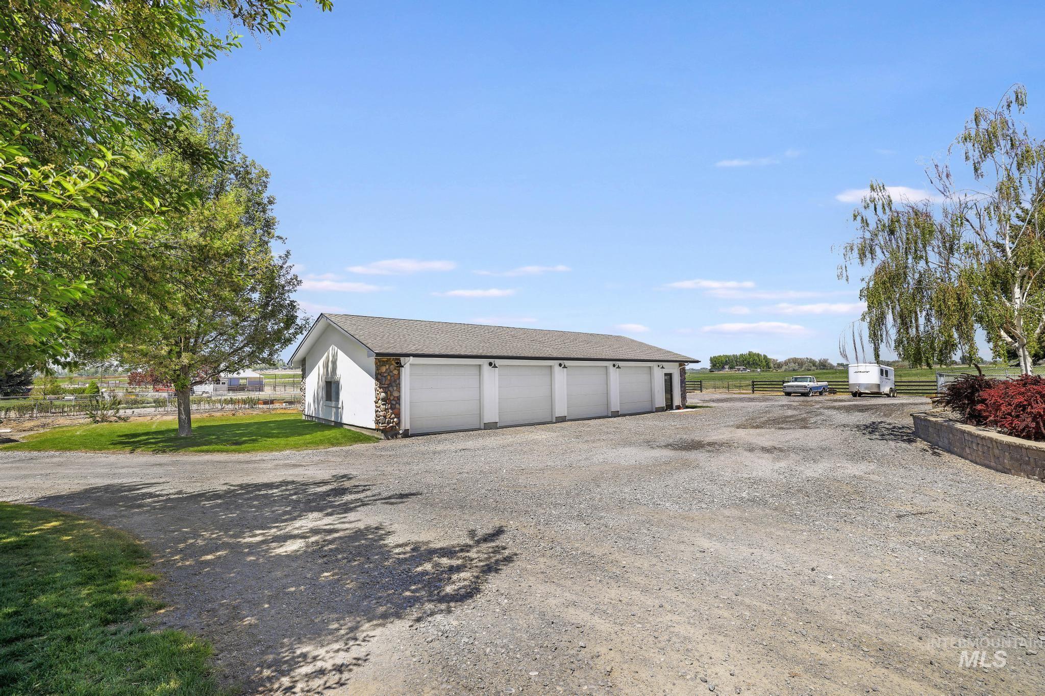 88 Sunnyside Drive, Jerome, Idaho 83338, 3 Bedrooms, 2.5 Bathrooms, Residential For Sale, Price $799,900,MLS 98984890