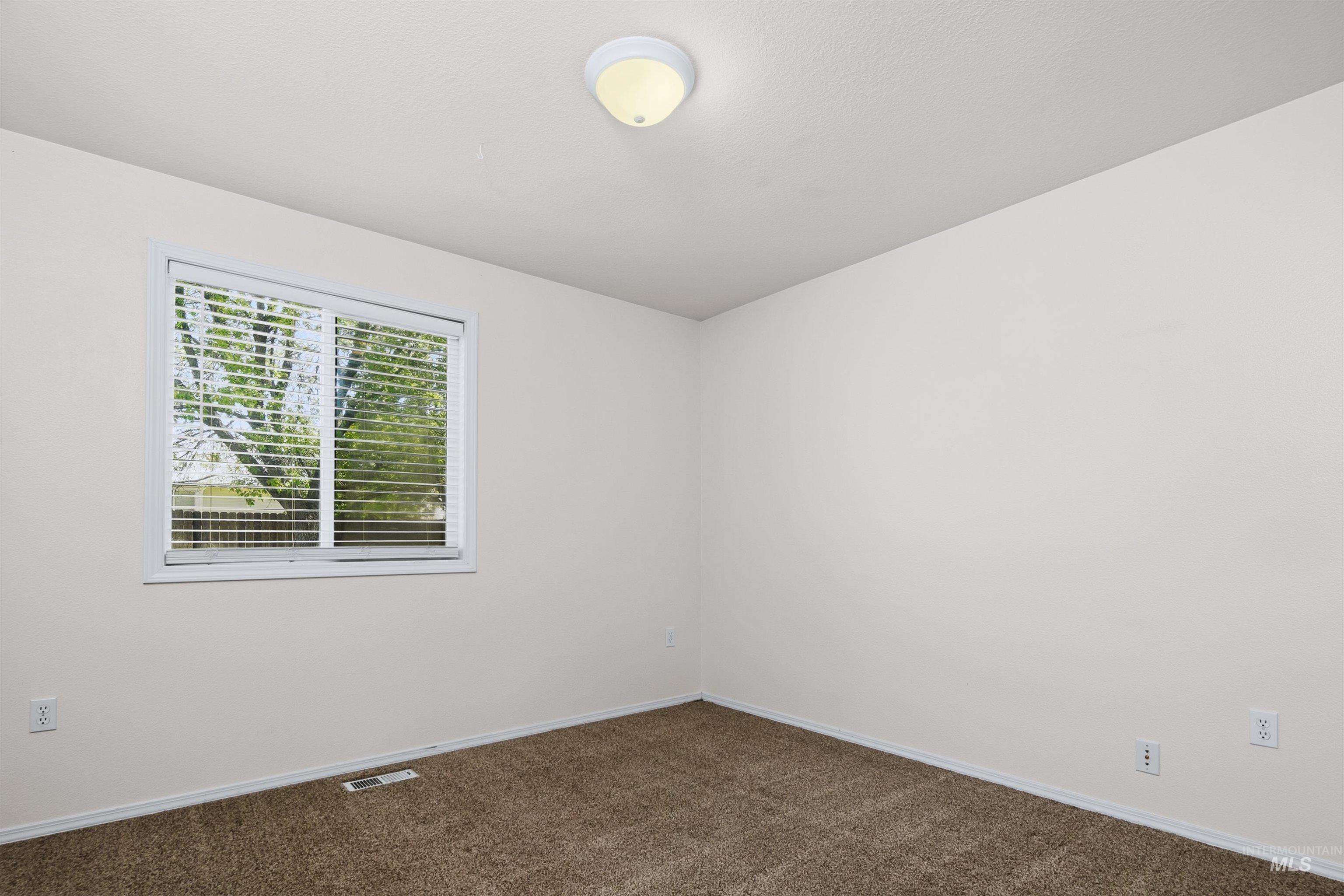 4532 S Chariot Way, Boise, Idaho 83709, 3 Bedrooms, 2 Bathrooms, Residential For Sale, Price $419,999,MLS 98984893
