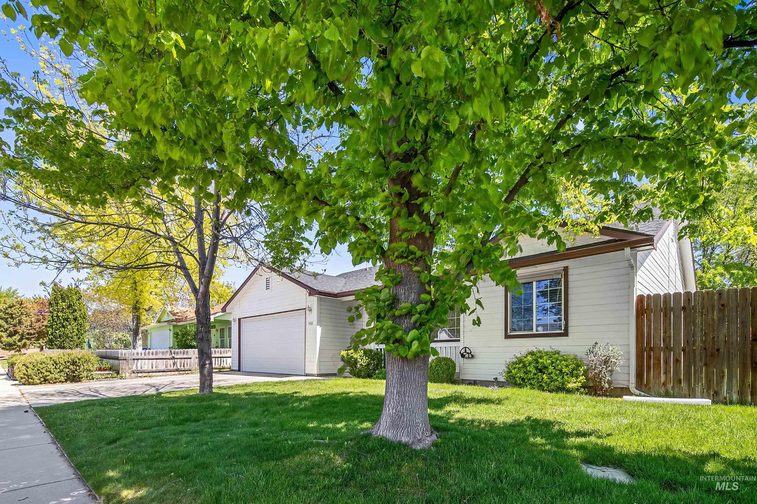 4532 S Chariot Way, Boise, Idaho 83709, 3 Bedrooms, 2 Bathrooms, Residential For Sale, Price $419,999,MLS 98984893