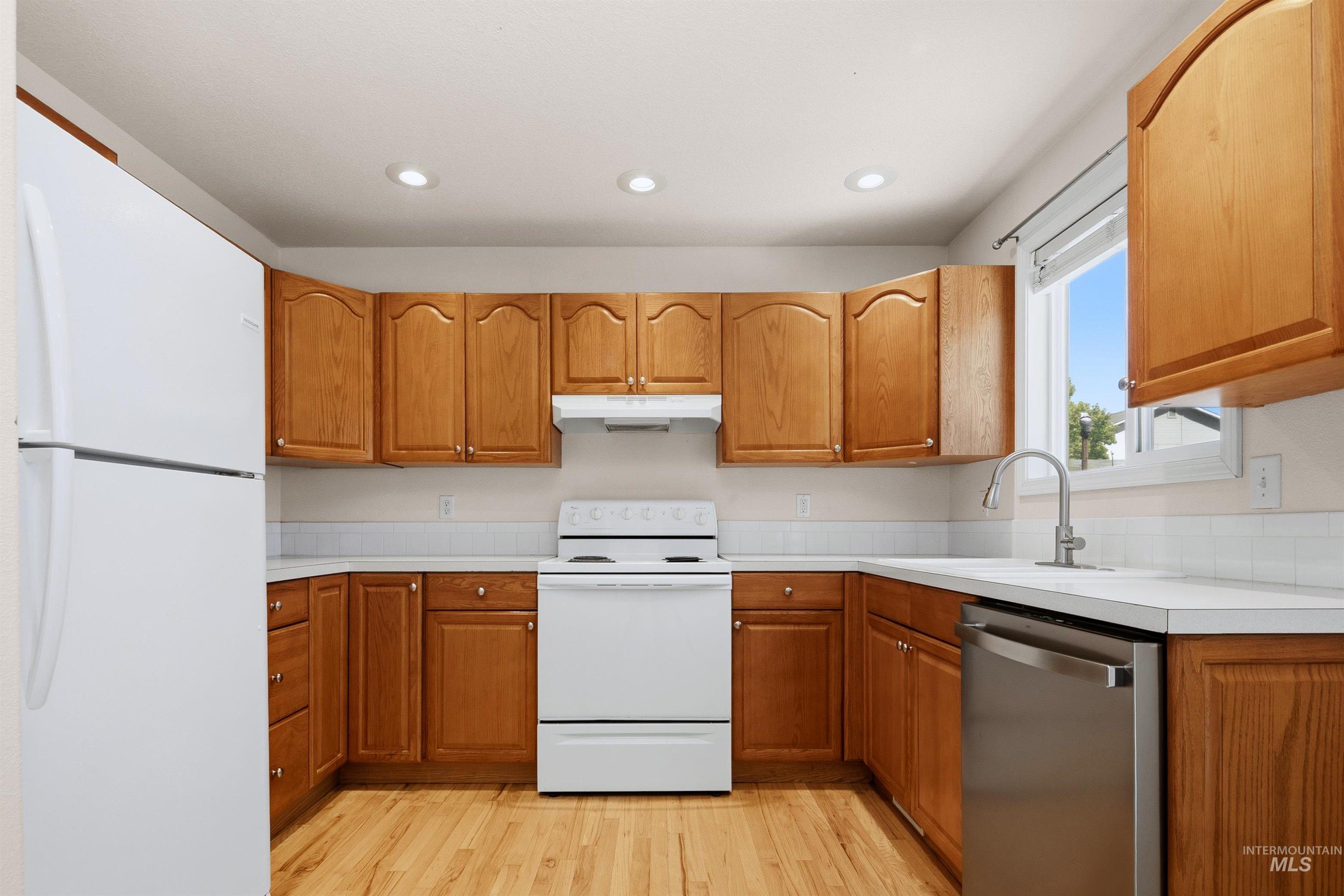 4532 S Chariot Way, Boise, Idaho 83709, 3 Bedrooms, 2 Bathrooms, Residential For Sale, Price $419,999,MLS 98984893