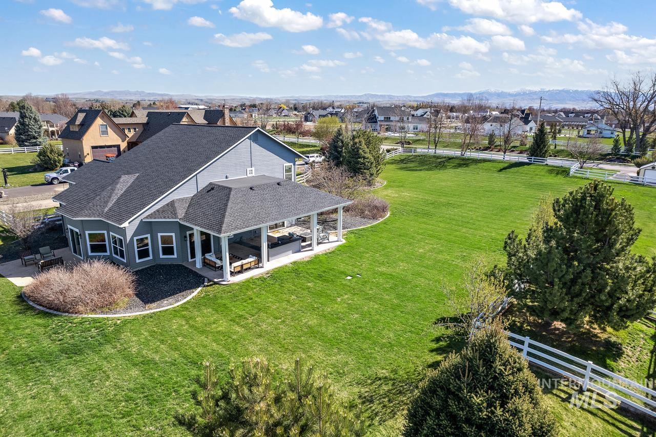 2095 N Meridian Rd, Eagle, Idaho 83616, 4 Bedrooms, 3 Bathrooms, Residential For Sale, Price $1,897,000,MLS 98984897