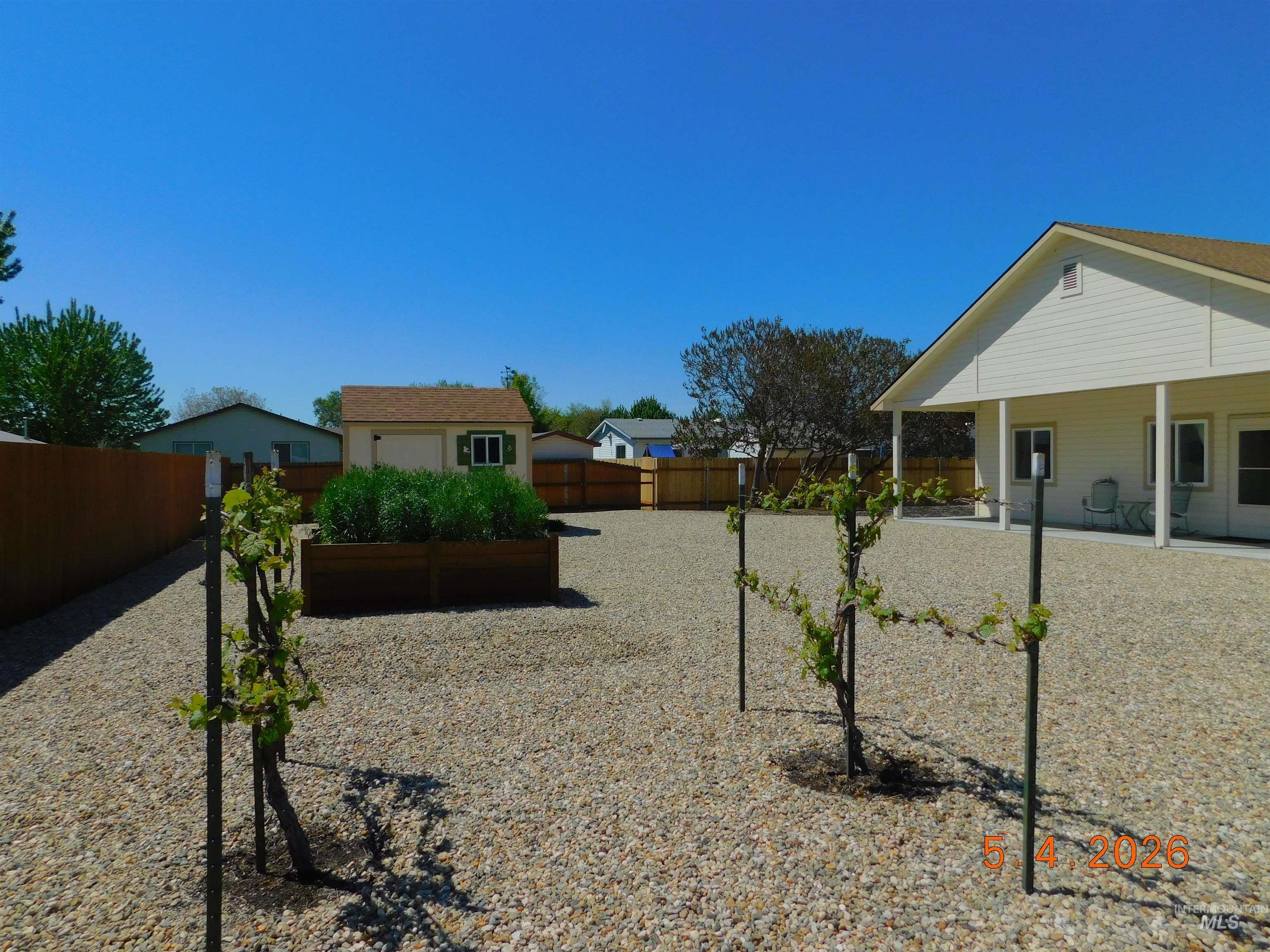 905 E. 5th St., Emmett, Idaho 83617, 2 Bedrooms, 2 Bathrooms, Residential For Sale, Price $385,000,MLS 98984907