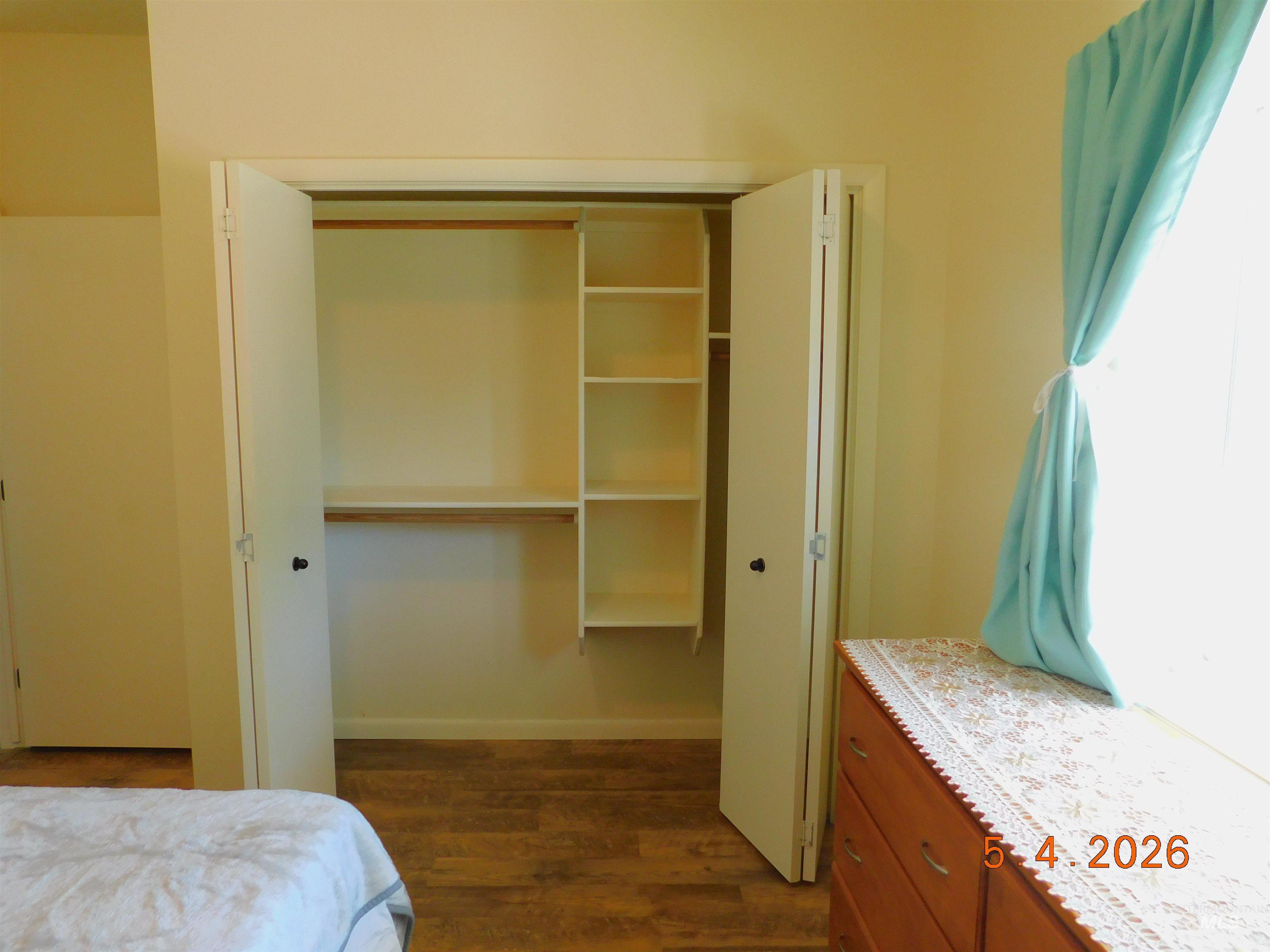 905 E. 5th St., Emmett, Idaho 83617, 2 Bedrooms, 2 Bathrooms, Residential For Sale, Price $385,000,MLS 98984907
