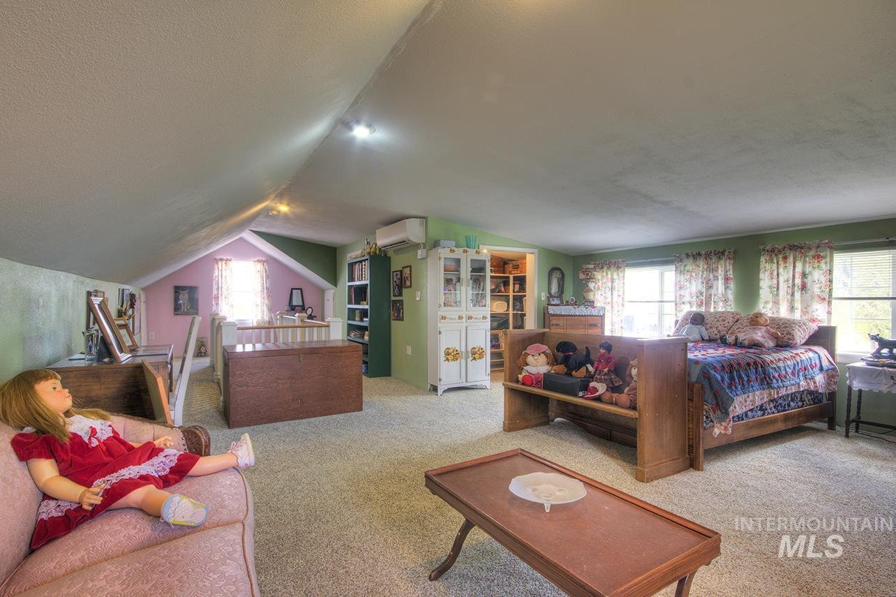 5115 Highway 30 South, New Plymouth, Idaho 83655, 3 Bedrooms, 1 Bathroom, Residential For Sale, Price $574,999,MLS 98984910