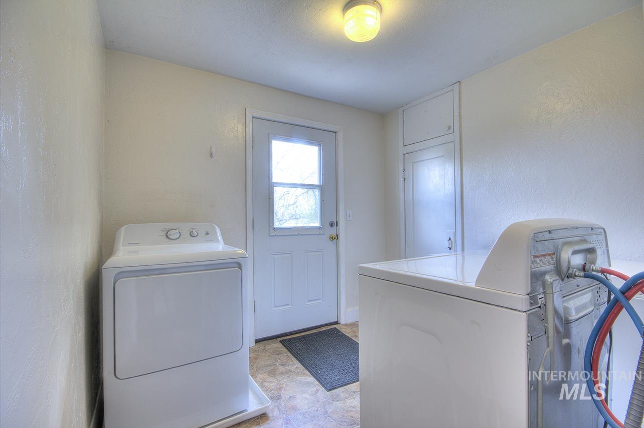 5115 Highway 30 South, New Plymouth, Idaho 83655, 3 Bedrooms, 1 Bathroom, Residential For Sale, Price $574,999,MLS 98984910